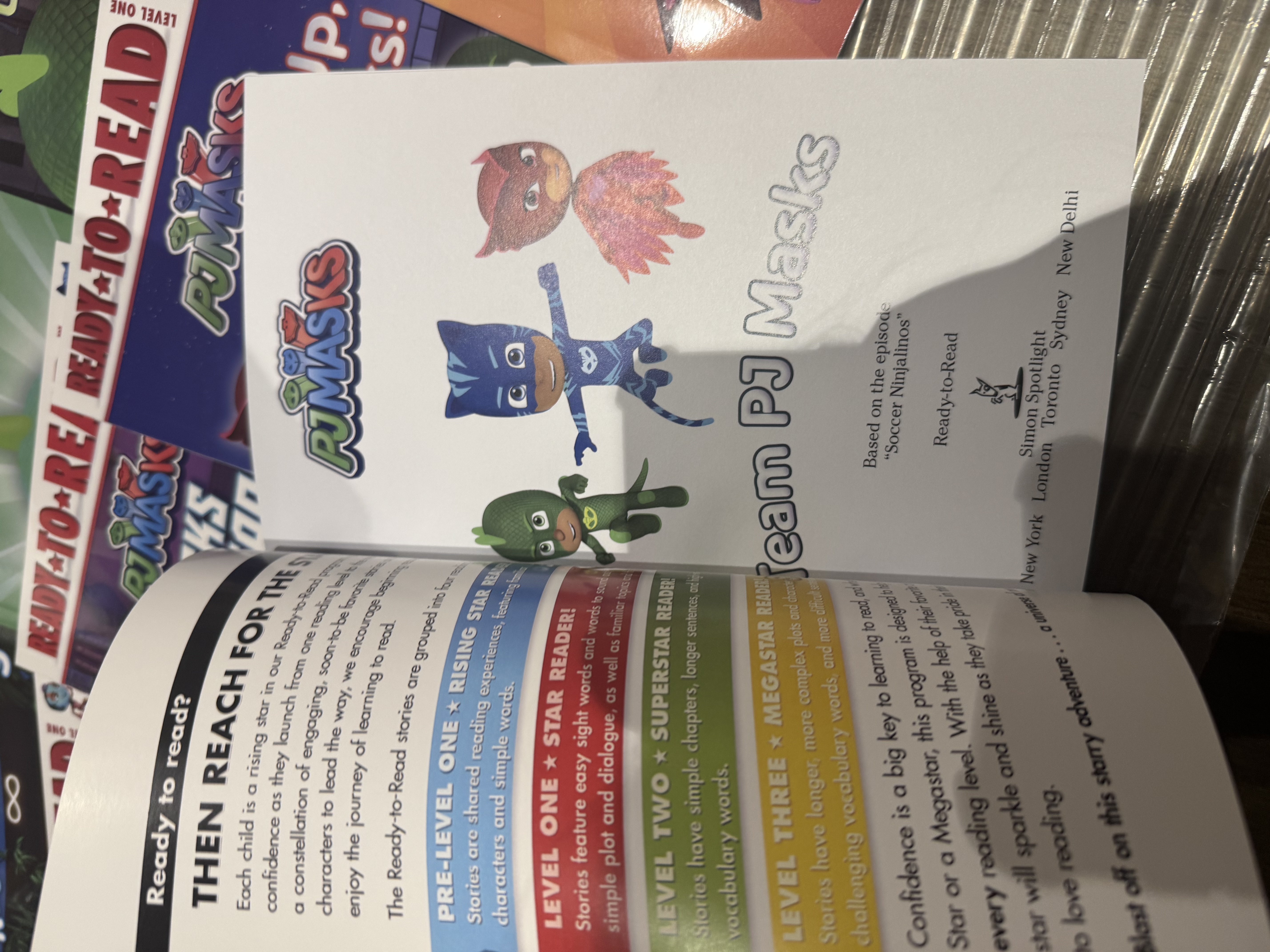 Ready to read level 1 PJMASKS