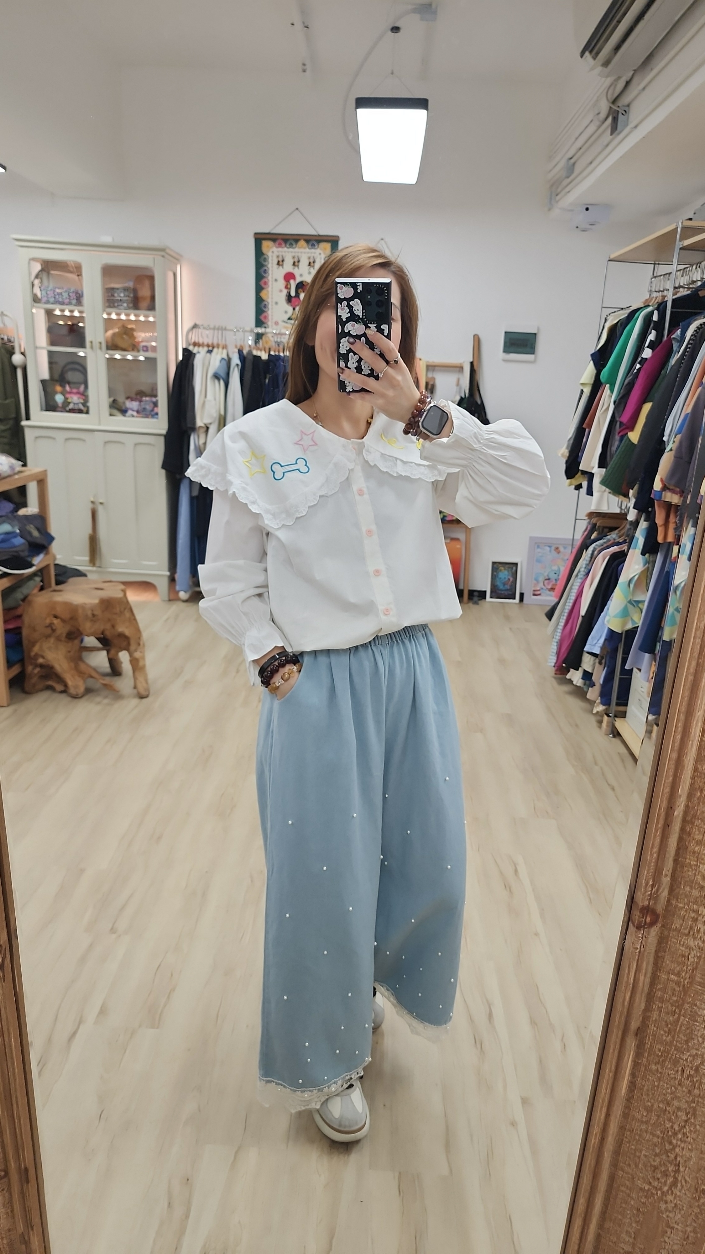 韓國白拼刺繡圖案娃娃領開胸裇