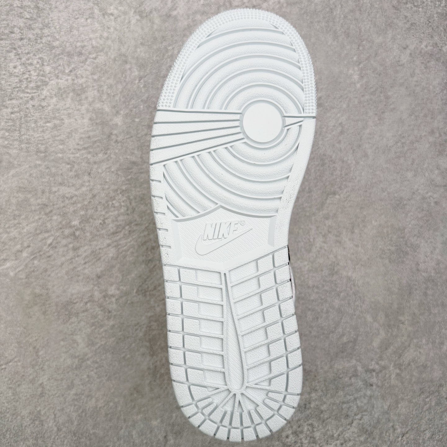 Nike Air Jordan 1 Mid DQ8426-002