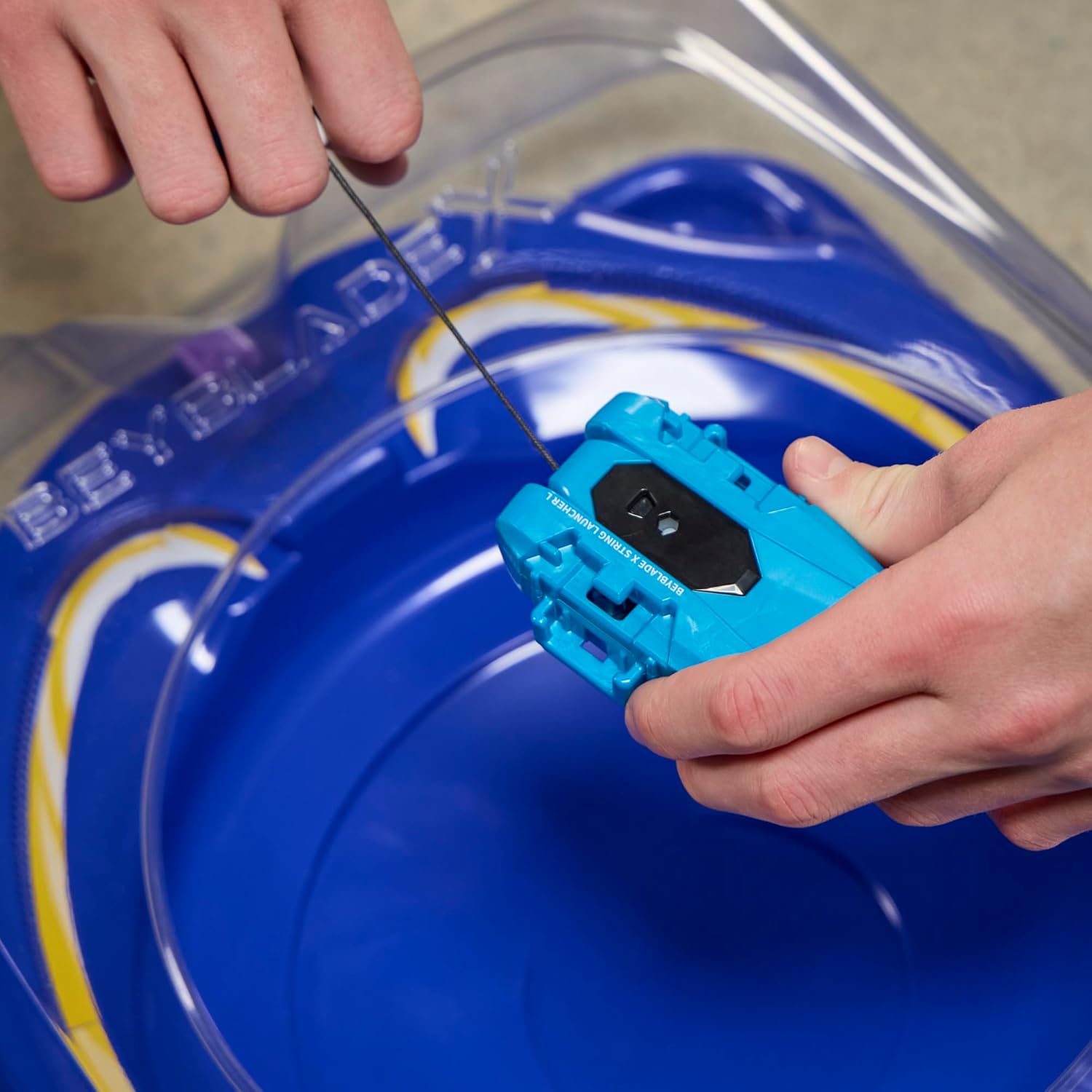 【左迴旋神物】爆旋陀螺X 鈷藍魔龍 Beyblade X Cobalt Dragoon 2-60C Deluxe Left-Spin String Launcher Set - 附強力拉線發射器、專治右迴旋