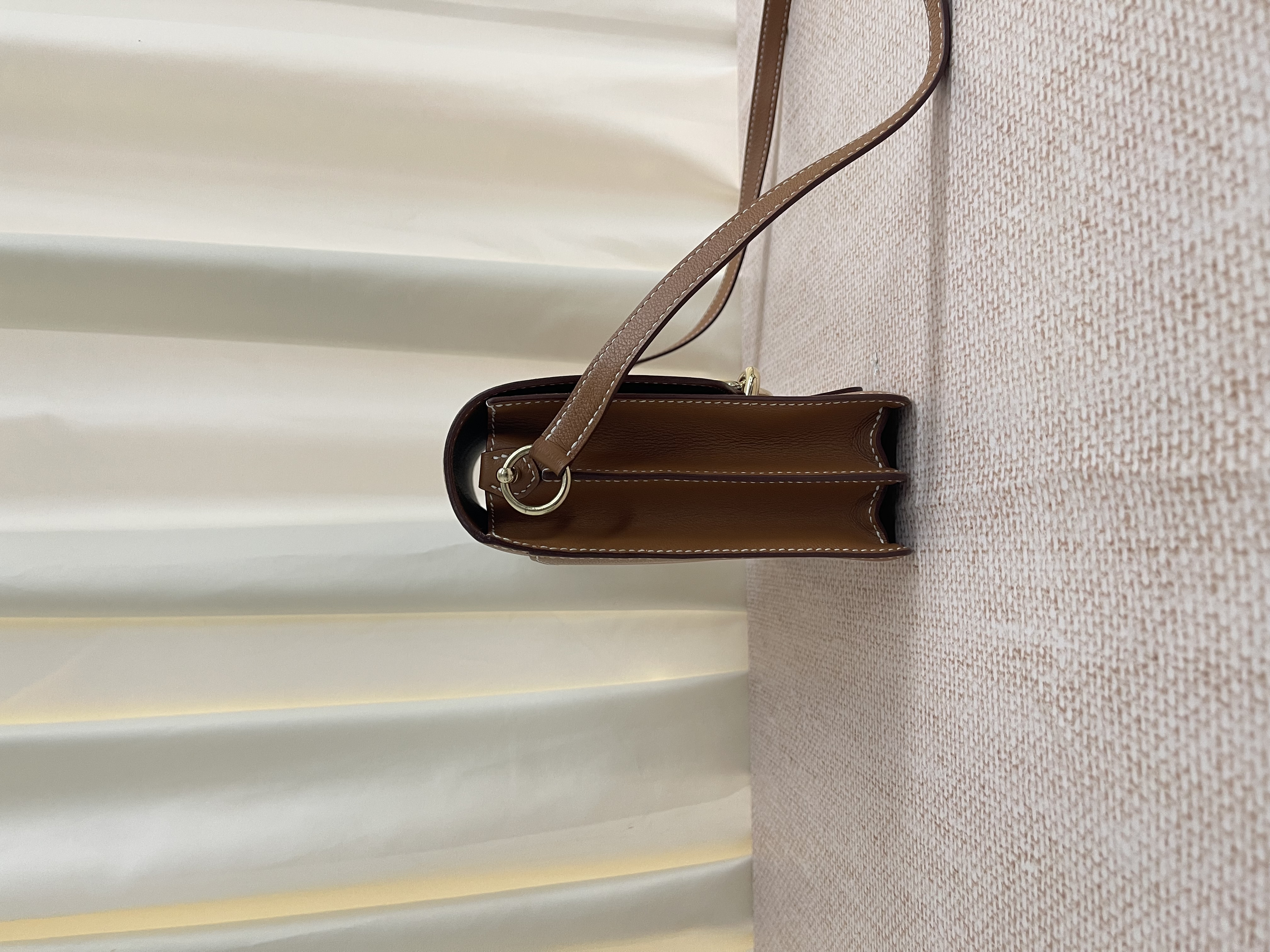 Pre-owned Hermes Roulis 24/ Stamp C/ Product Code: 26041501