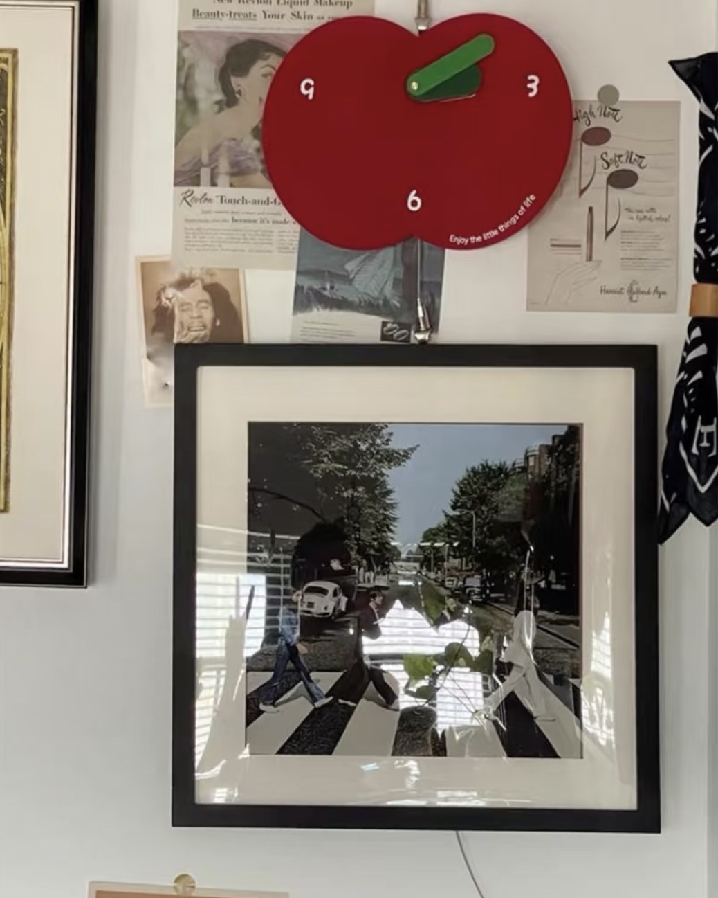 韓系紅蘋果靜音造型掛鐘