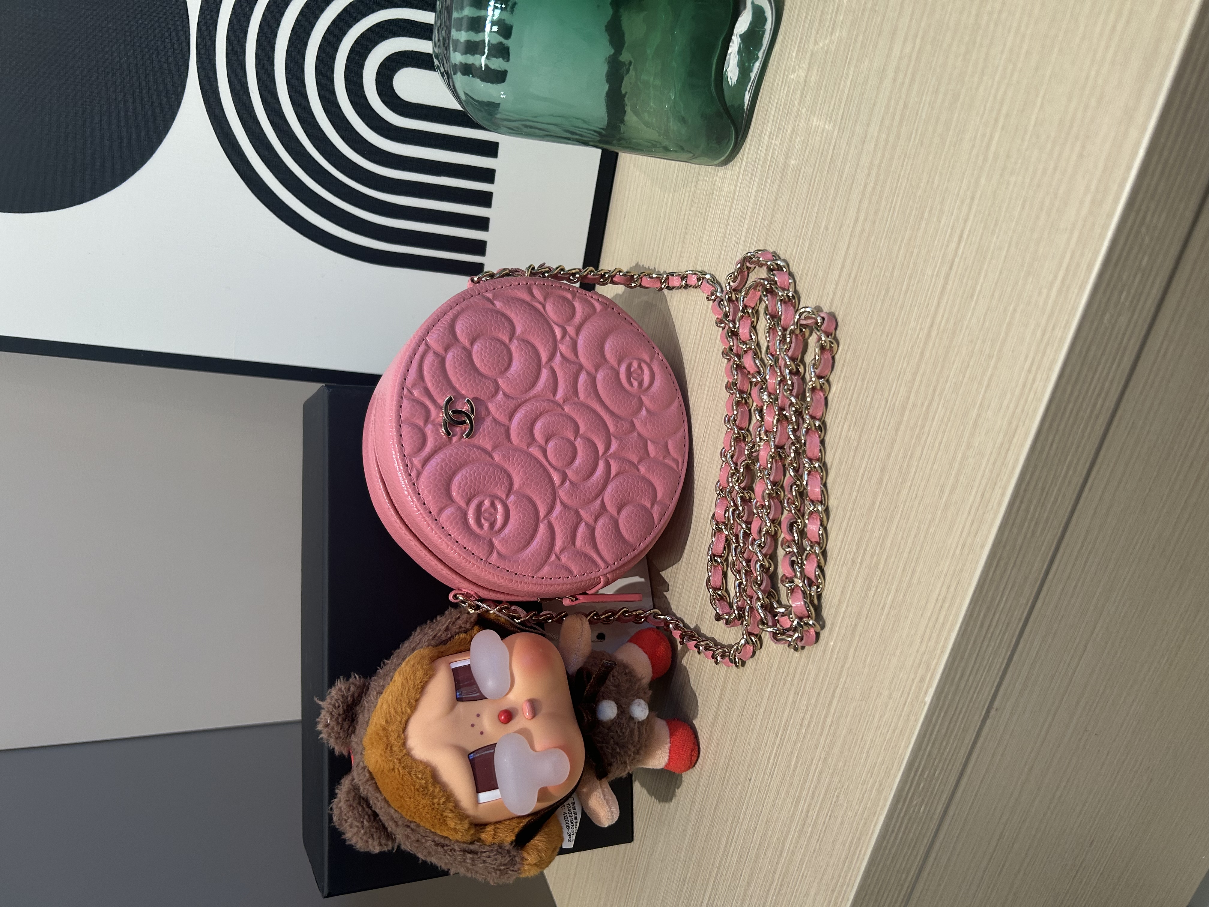 CHANEL ROUND BAG WITH CHAIN 山茶花荔枝牛皮圓餅 100%Authentic ,98%new ✅29CARD✅dust bag✅box 