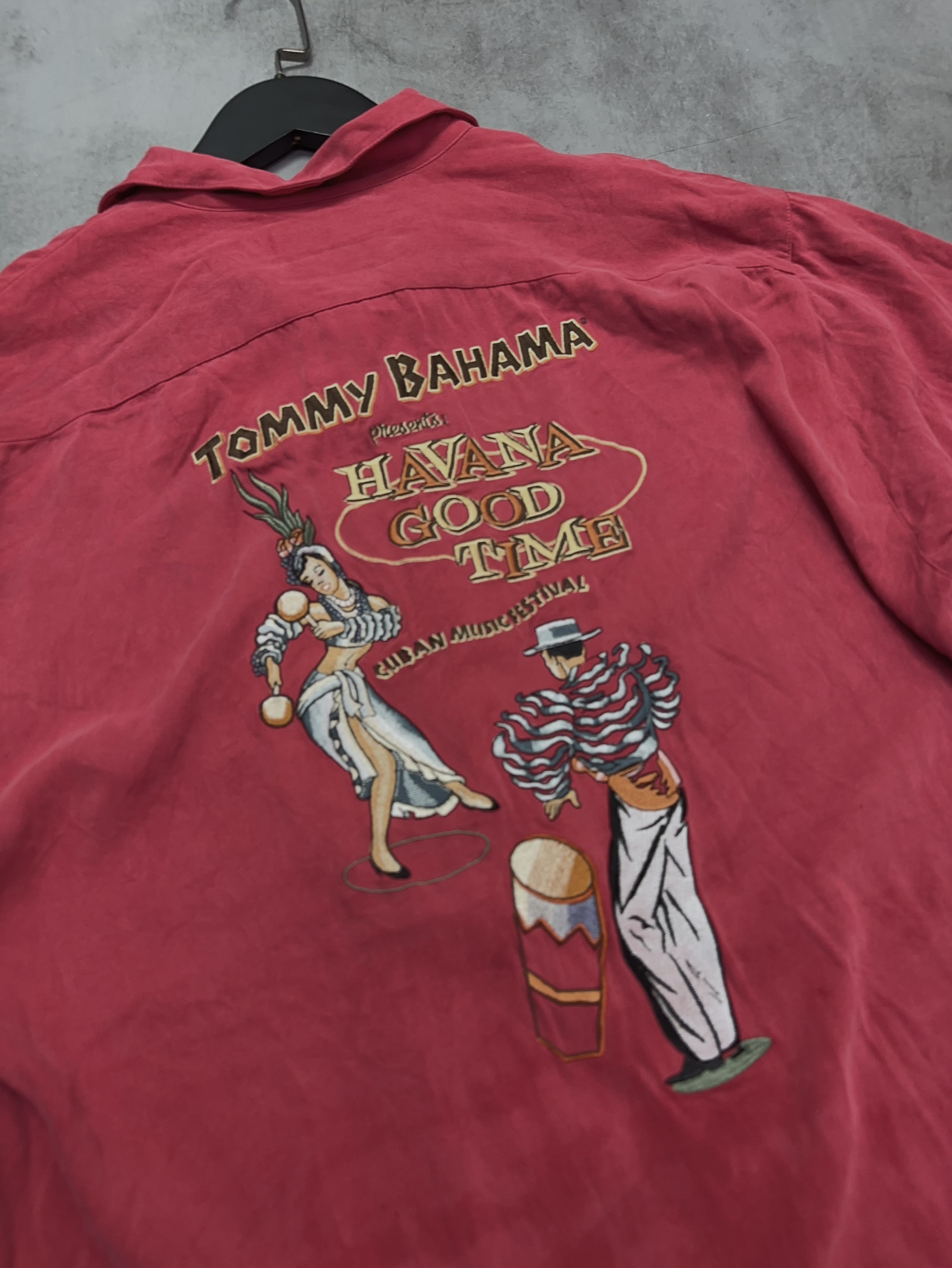 Tommy Bahama - M