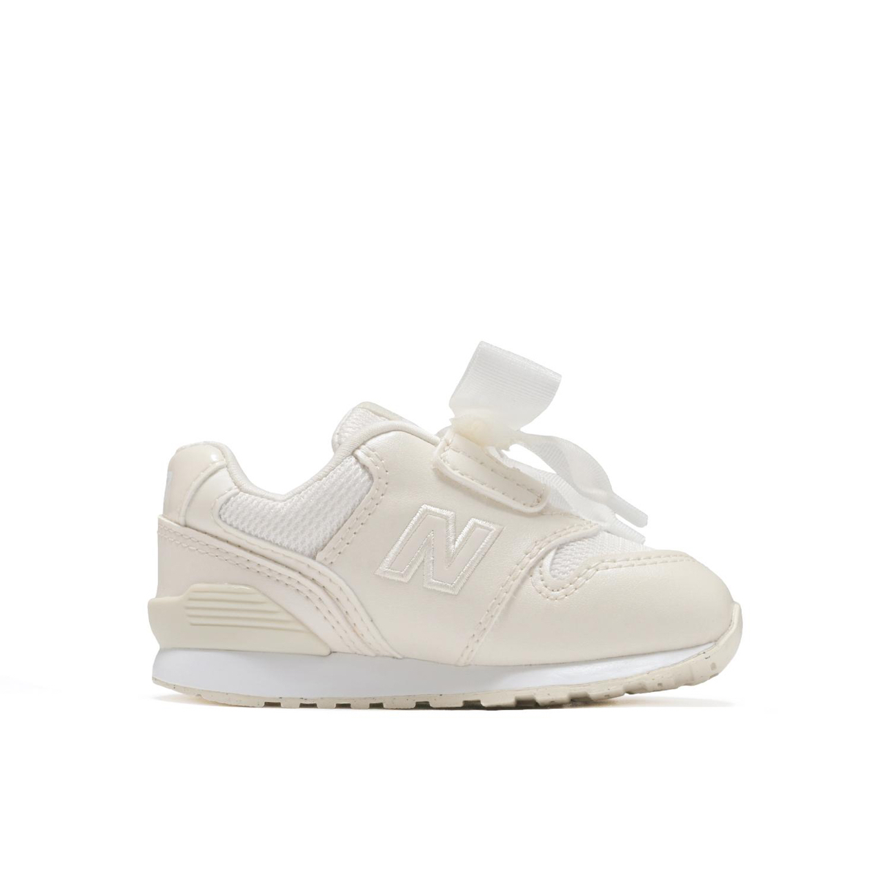 🇯🇵預訂 日本直送🇯🇵New Balance 米白絲帶蝴蝶結波鞋