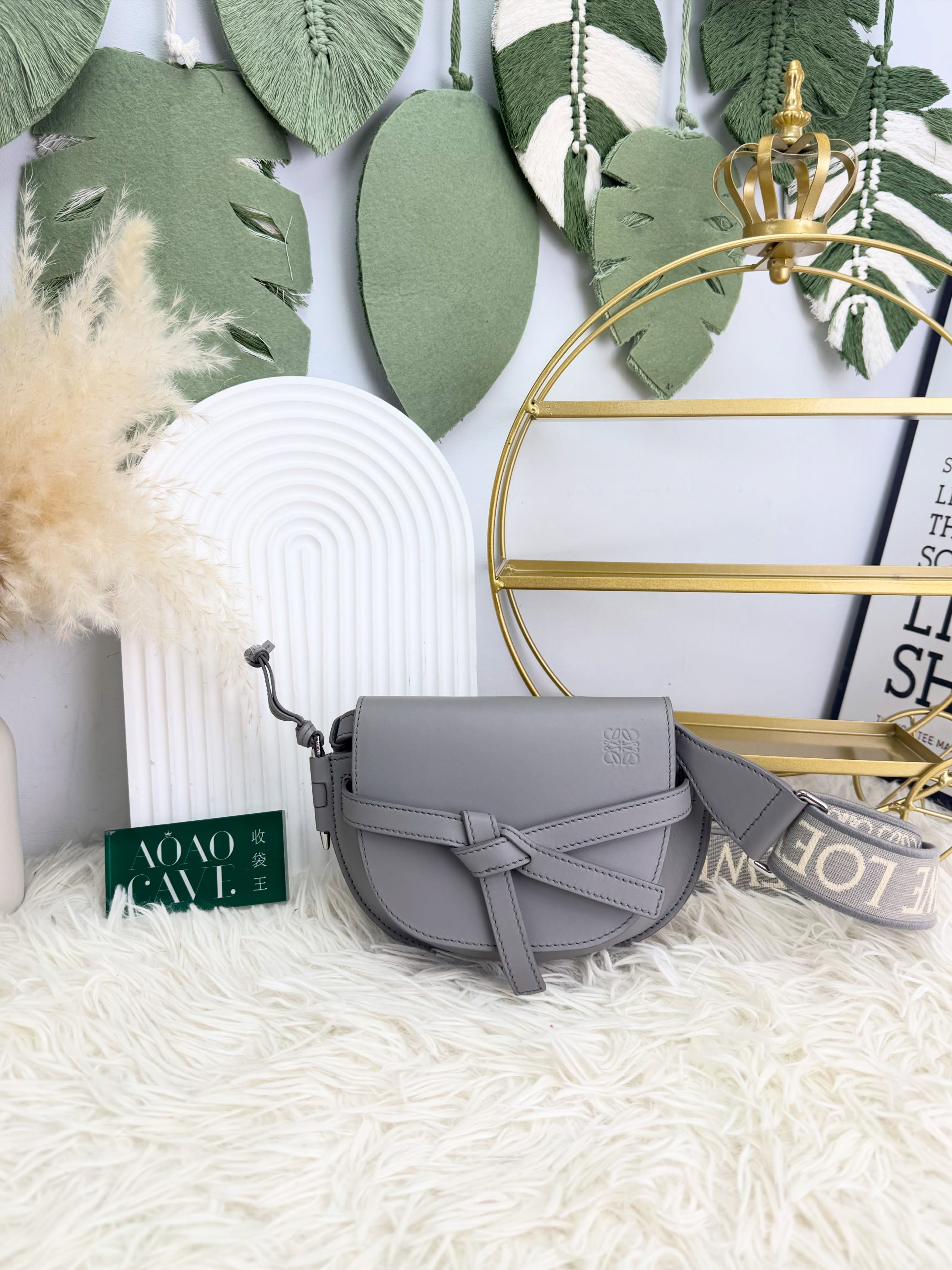 Loewe👜 PRE OWNED 🛍️mini gate 🩶