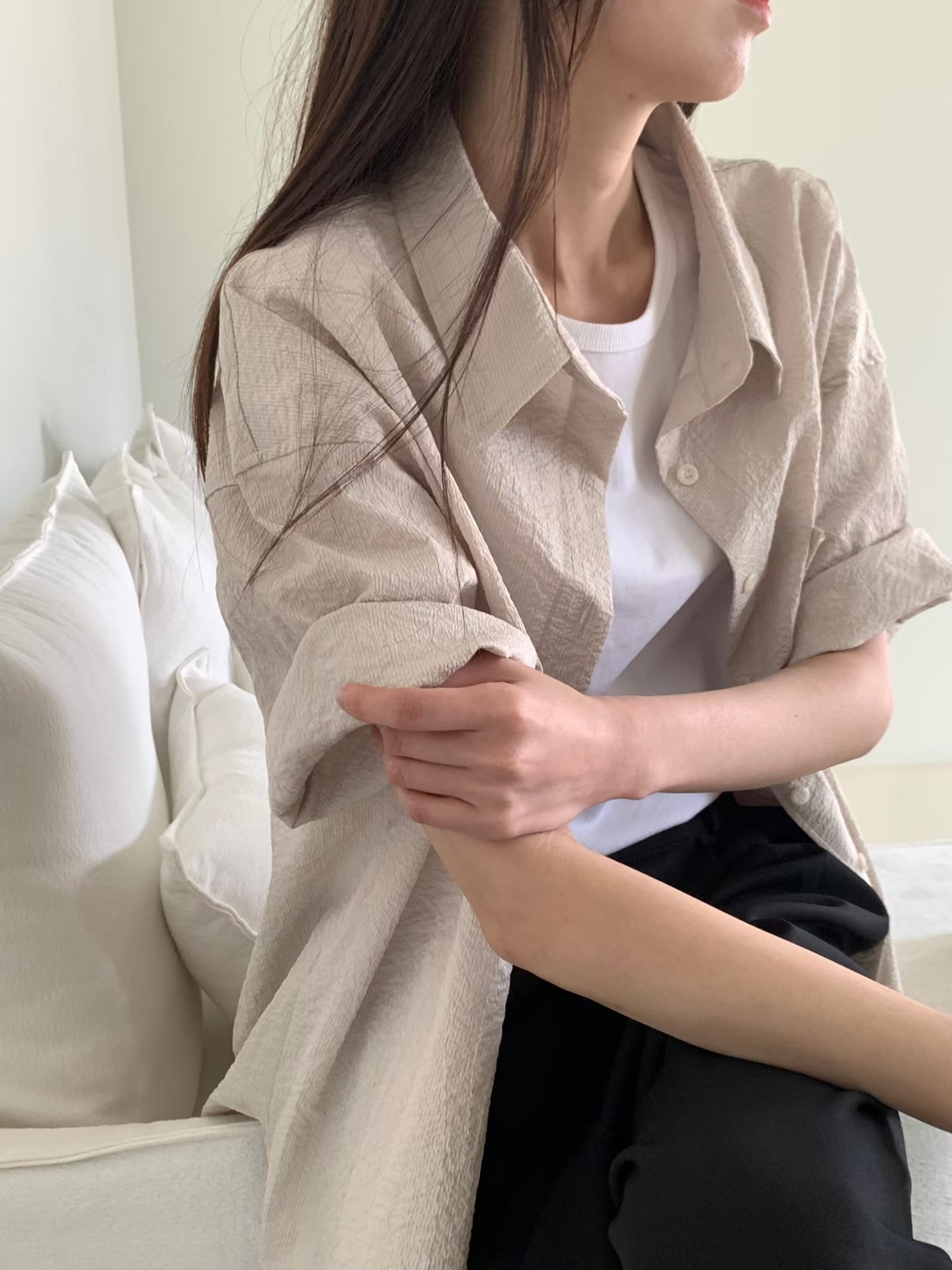 寬鬆皺褶紋理短袖恤衫 
