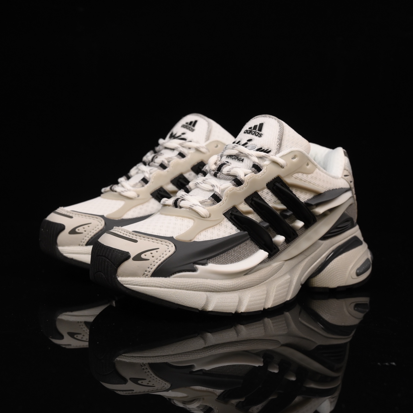 Pharrell Williams x Adidas Adistar Jellyfish 