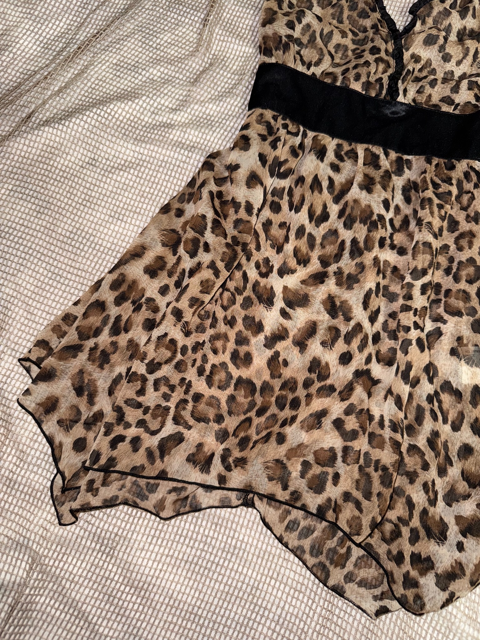 Leopard print Open back Top with Black Lace