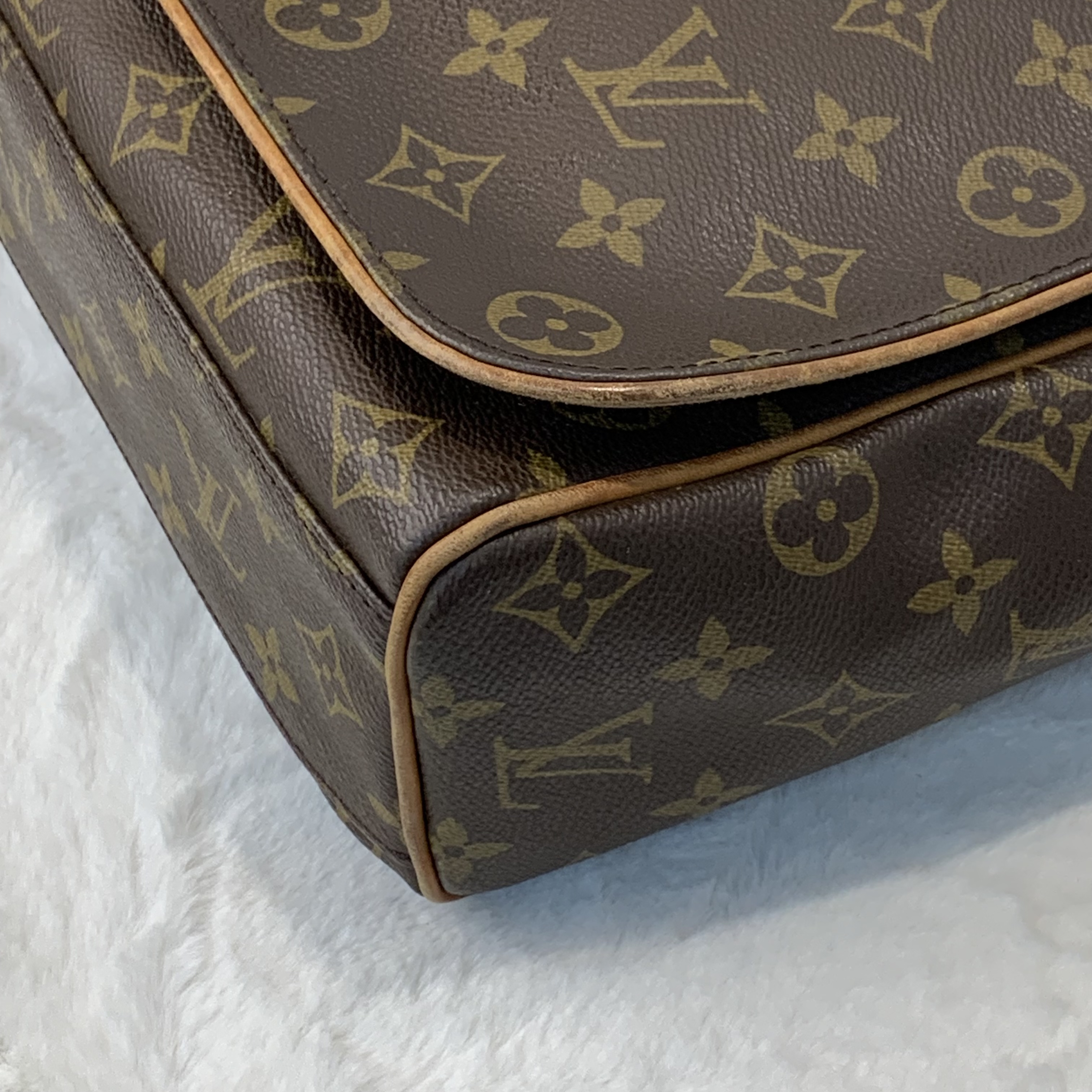 LV老花經典郵差包超大容量📣