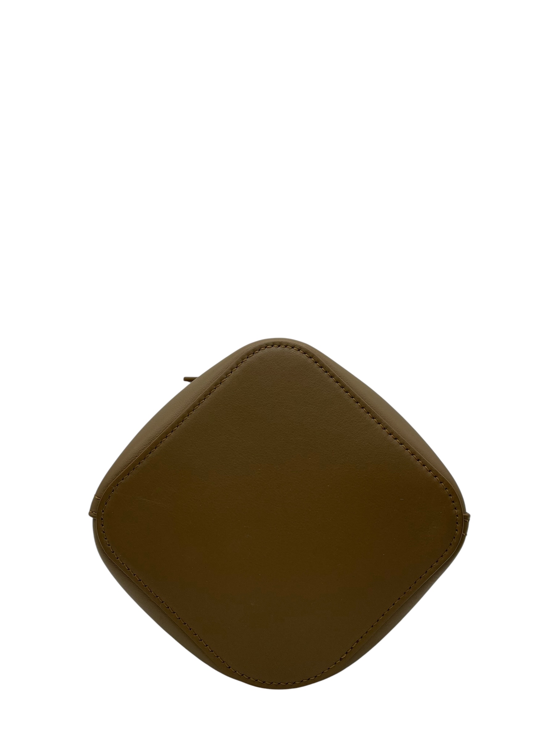 Pre-Owned LOEWE Pebble / Product Code: 062303