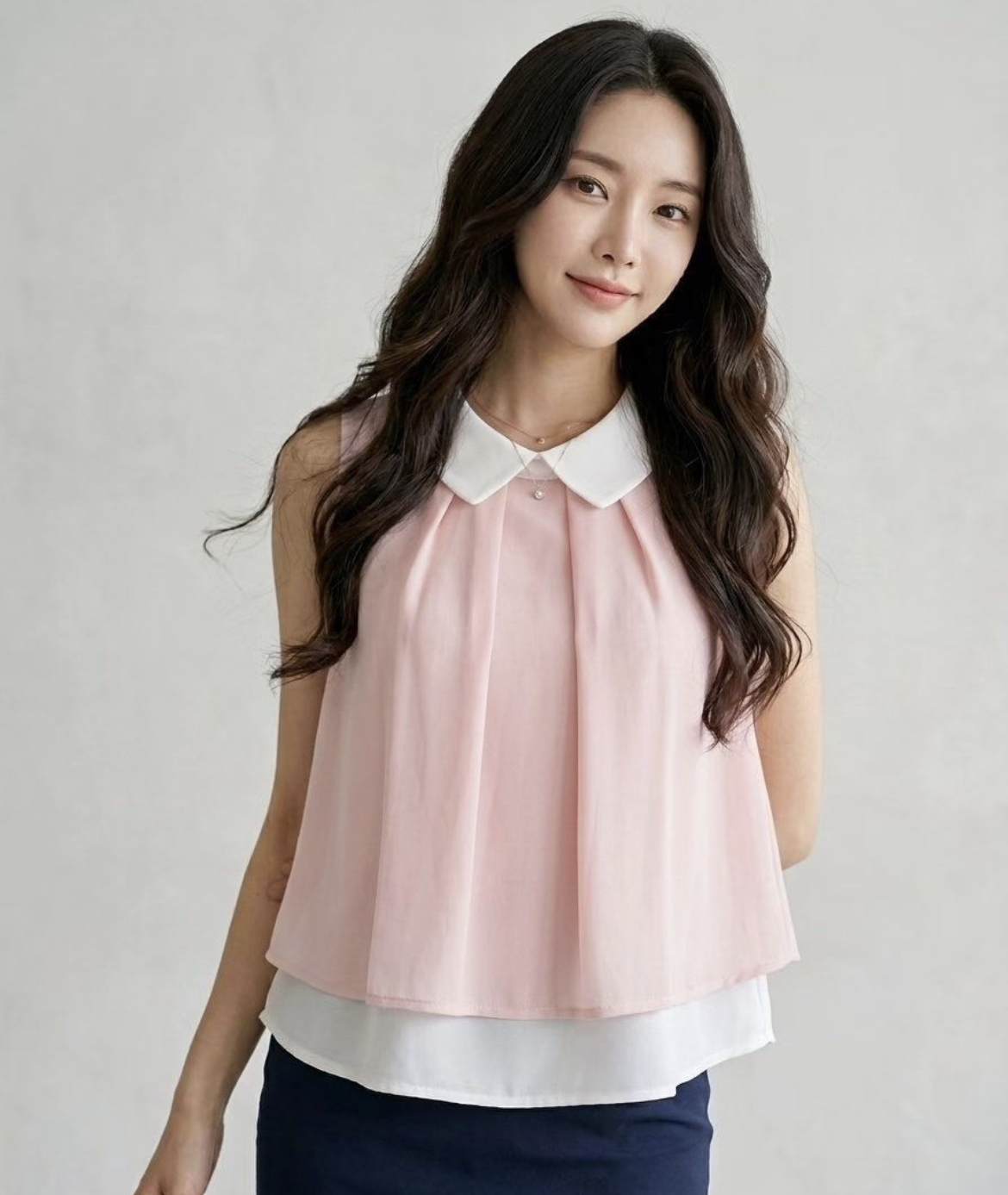 ❥ 翻 領 雙 層 雪 紡 背 心 。