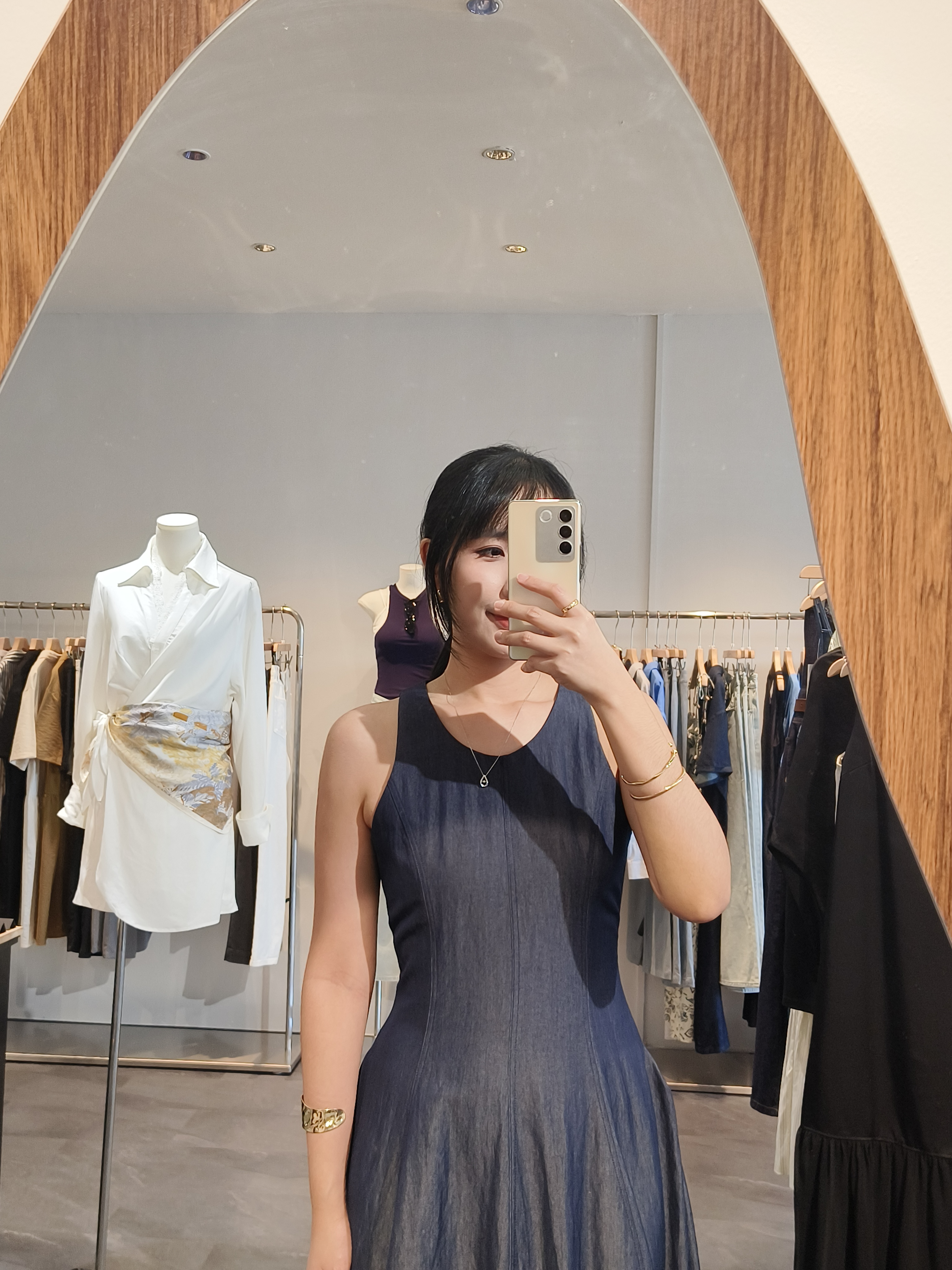 收腰背心裙 Cinched Waist Tank Dress