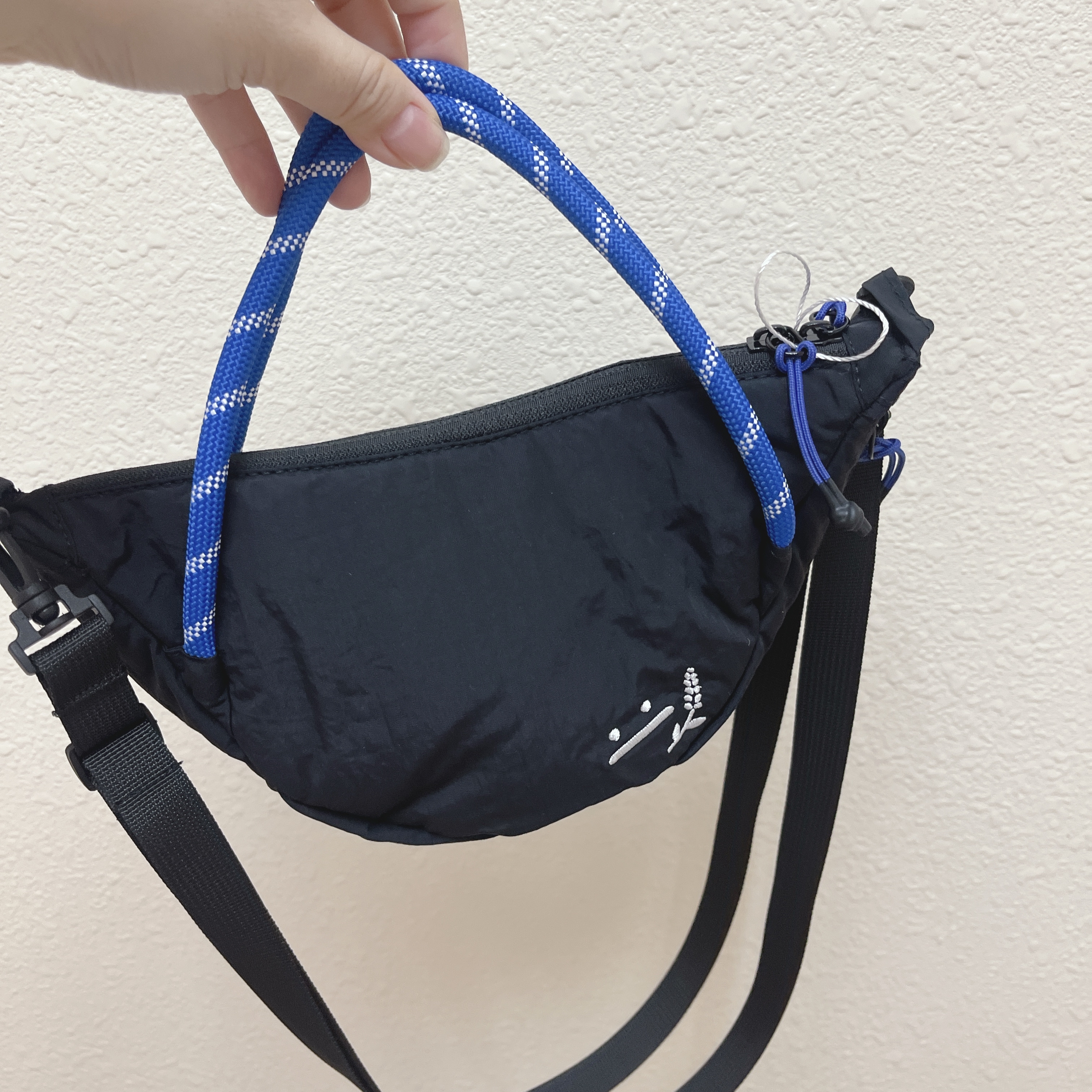 日本預訂📍黑豆人得意麵包圖案斜咩袋/兩用袋