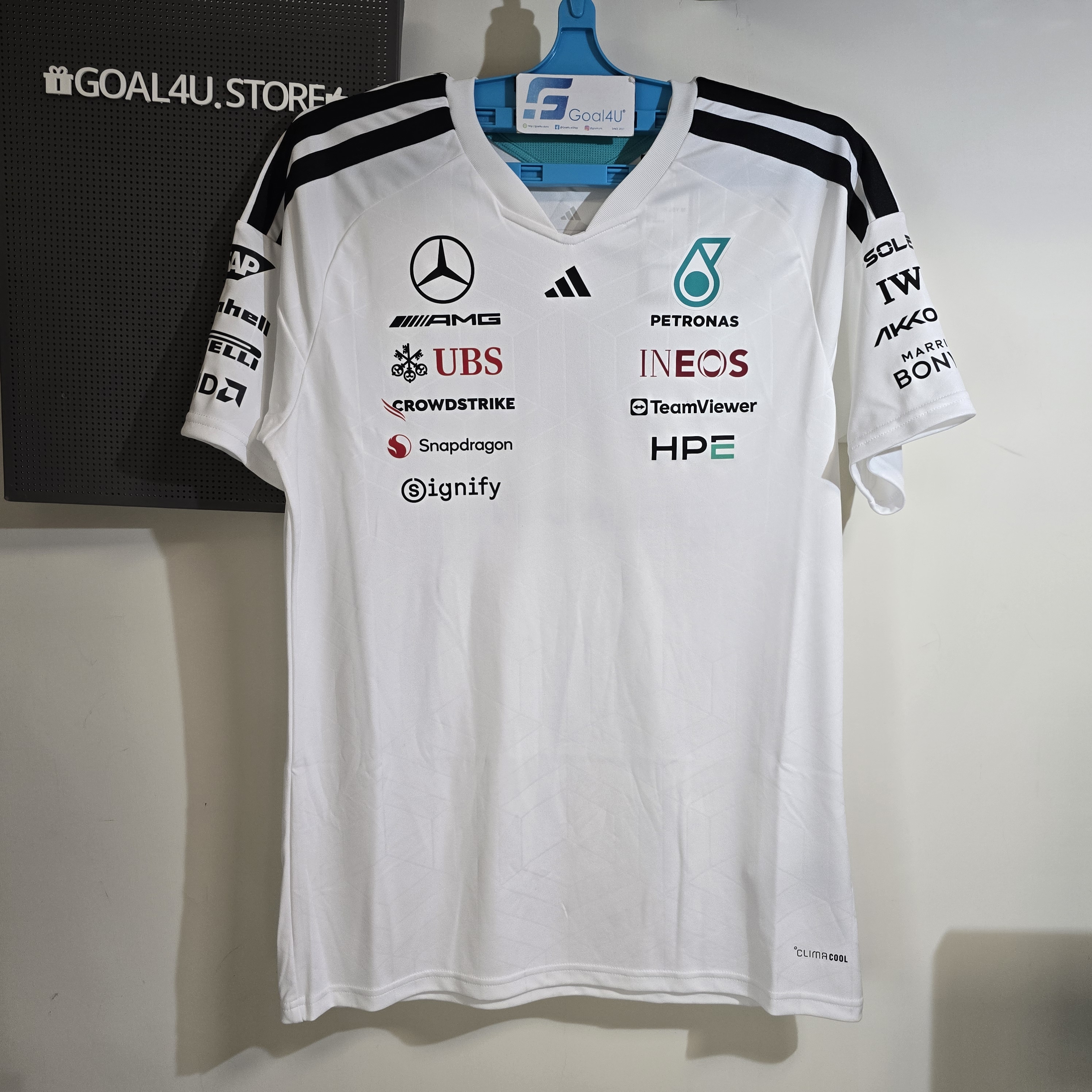 #部分碼現貨 Adidas F1 Mercedes Benz 平治車隊 2026 白色車手短袖隊服 KF0160