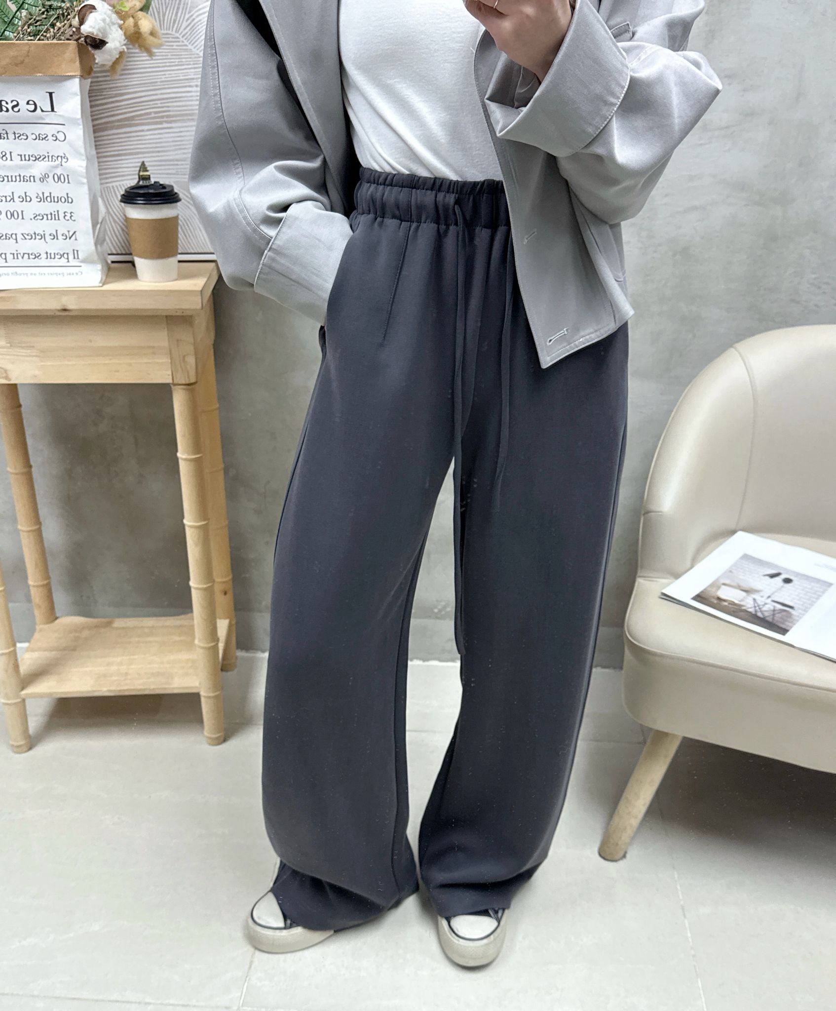 B07 大反領扣鈕外套