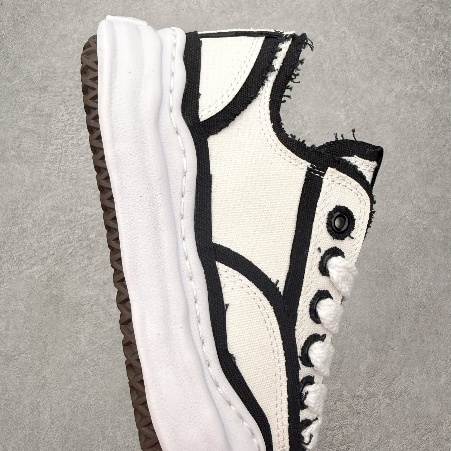 Maison Mihara Yasuhiro MMY "Peterson" OG Sole Canvas Low-top Sneaker