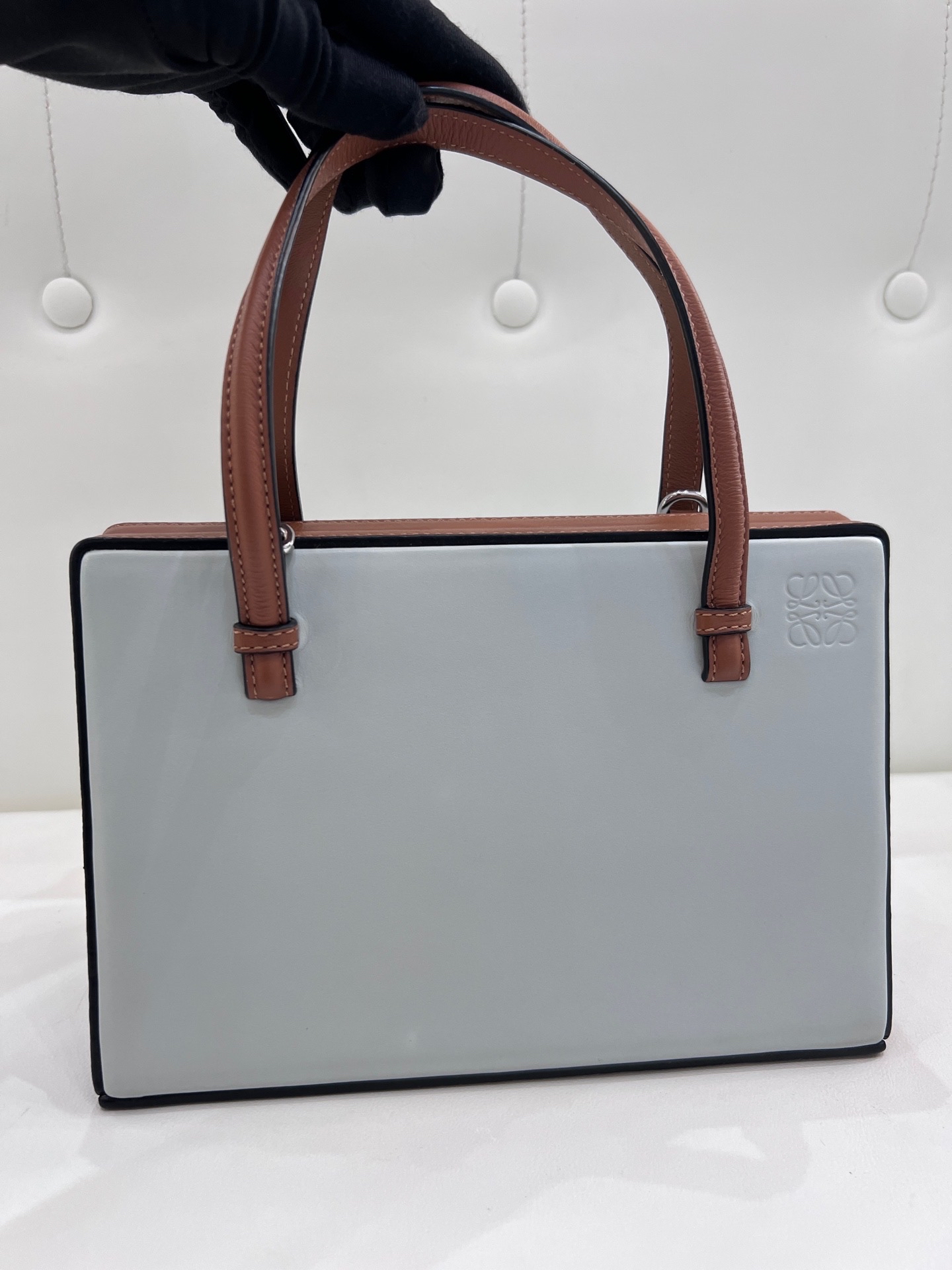 【預訂貨品】Loewe postal bag