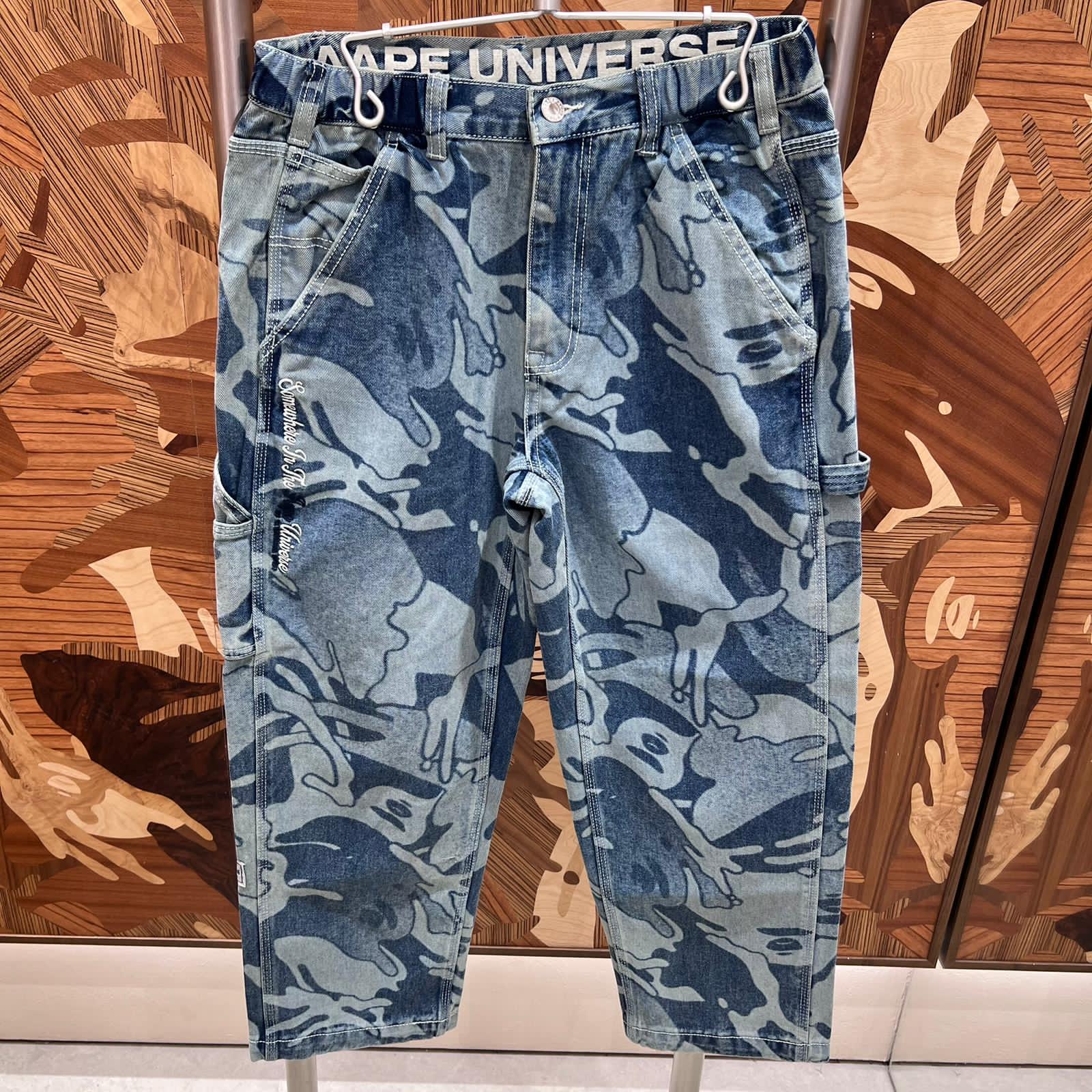 AAPE AAPEUNVS camo jeans (C688)