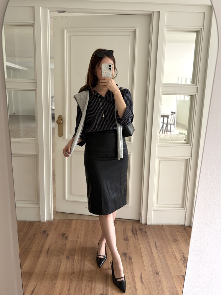 Striped Oversize Shirt (Navy)