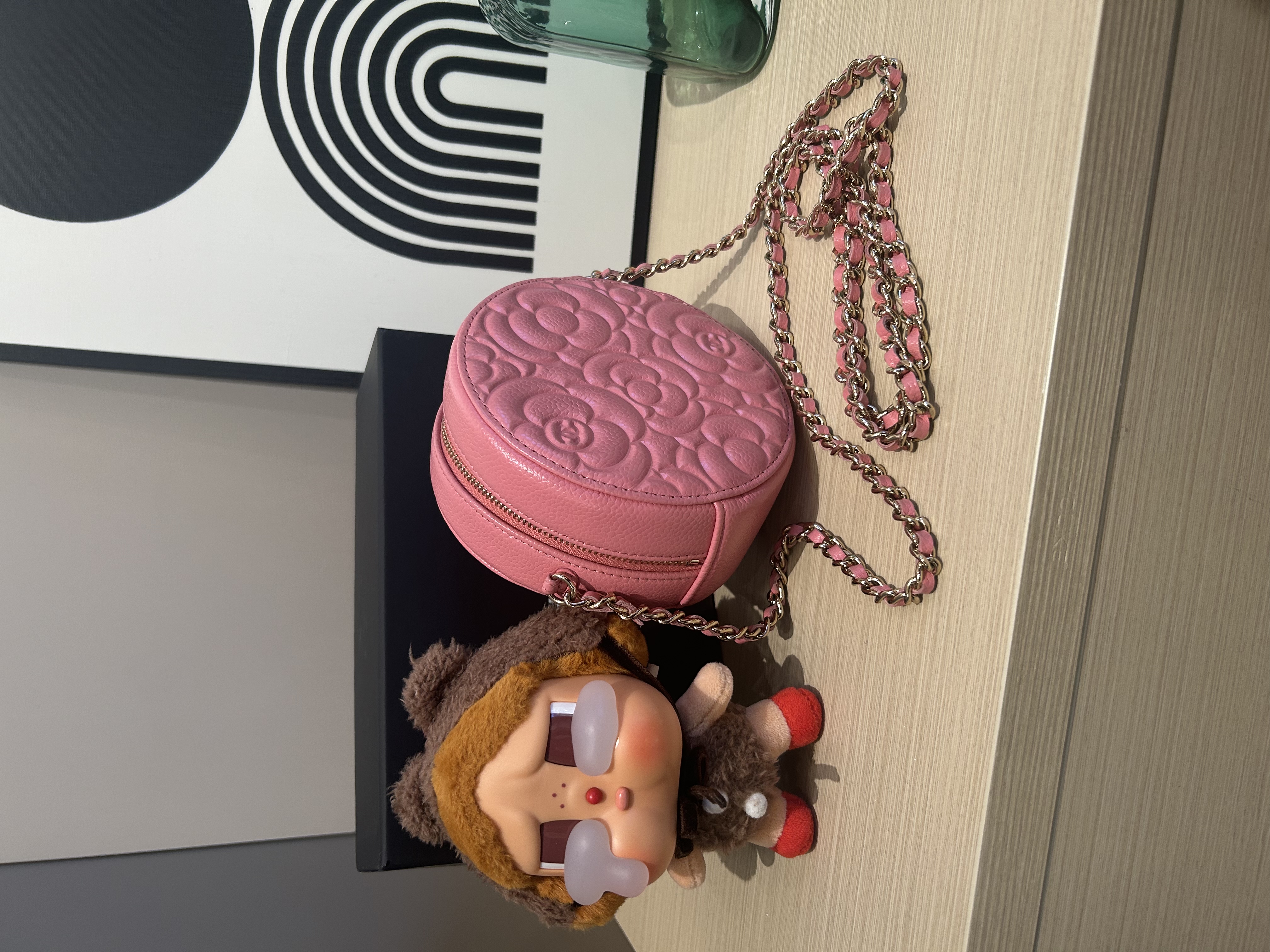 CHANEL ROUND BAG WITH CHAIN 山茶花荔枝牛皮圓餅 100%Authentic ,98%new ✅29CARD✅dust bag✅box 