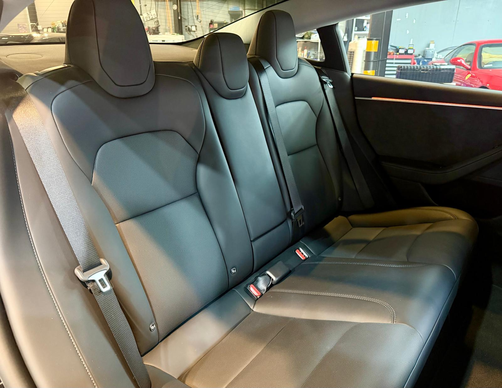 TESLA Model 3 Highland Performance 2024