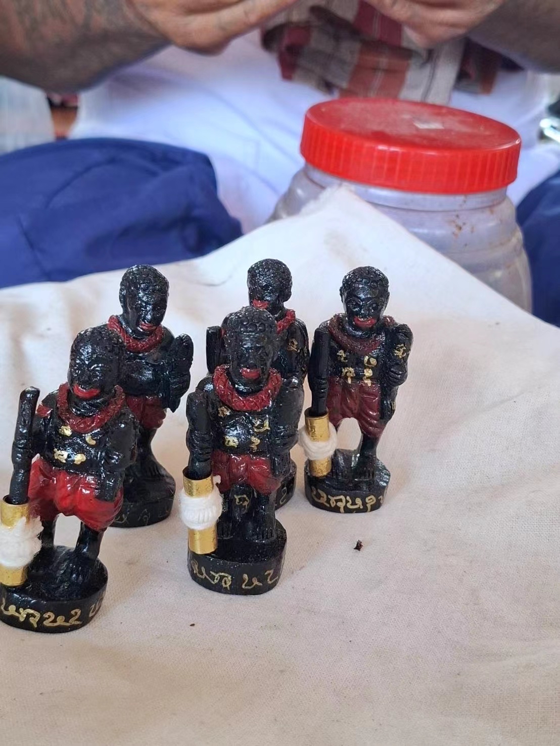 阿贊堆 周沃天神神木供尊
