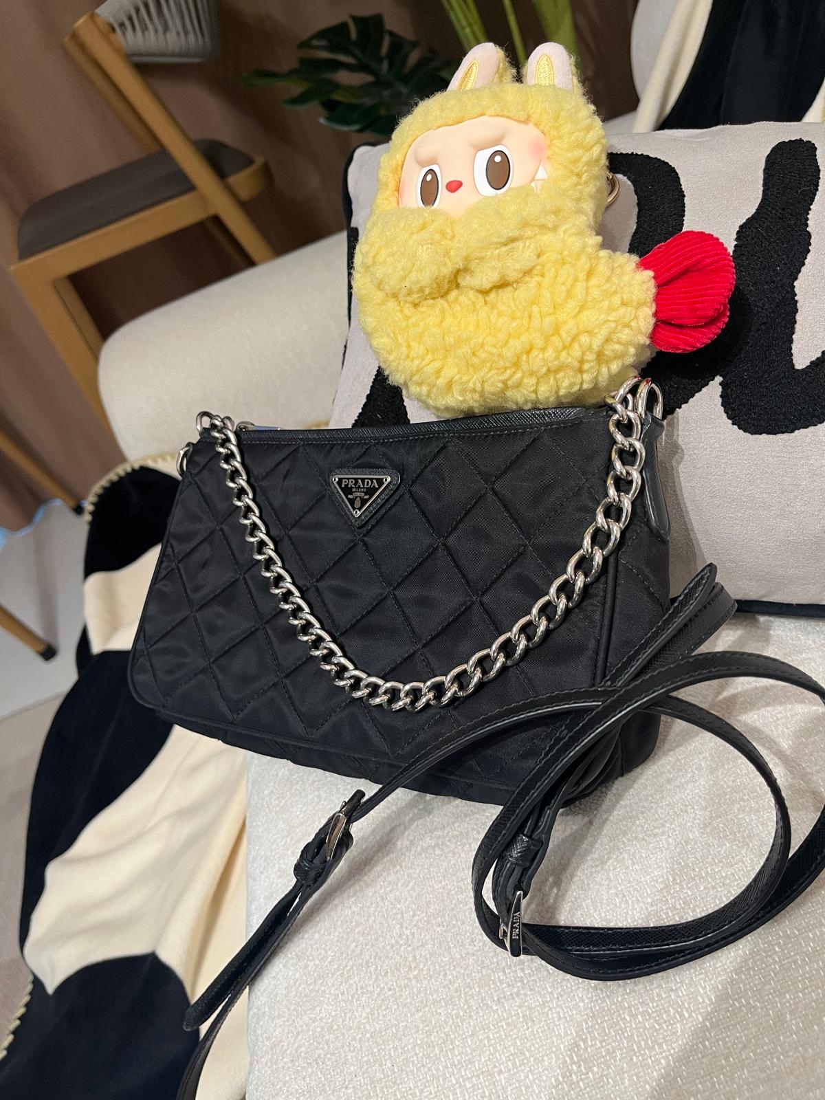 PRADA IBH026 Bandoliera Tessuto Impuntu re-nylon bag 100%Authentic, 98%New ✅Dust bag