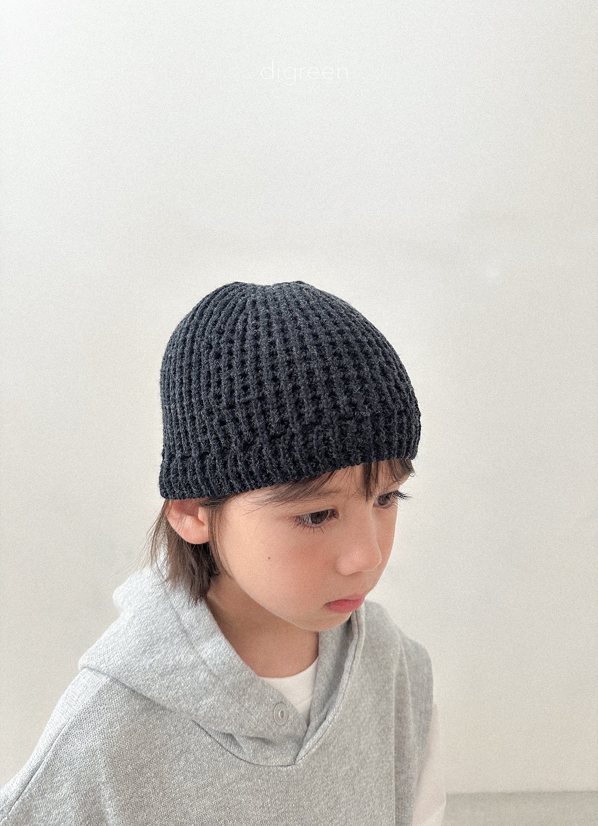 Digreen | eyelet beanie 