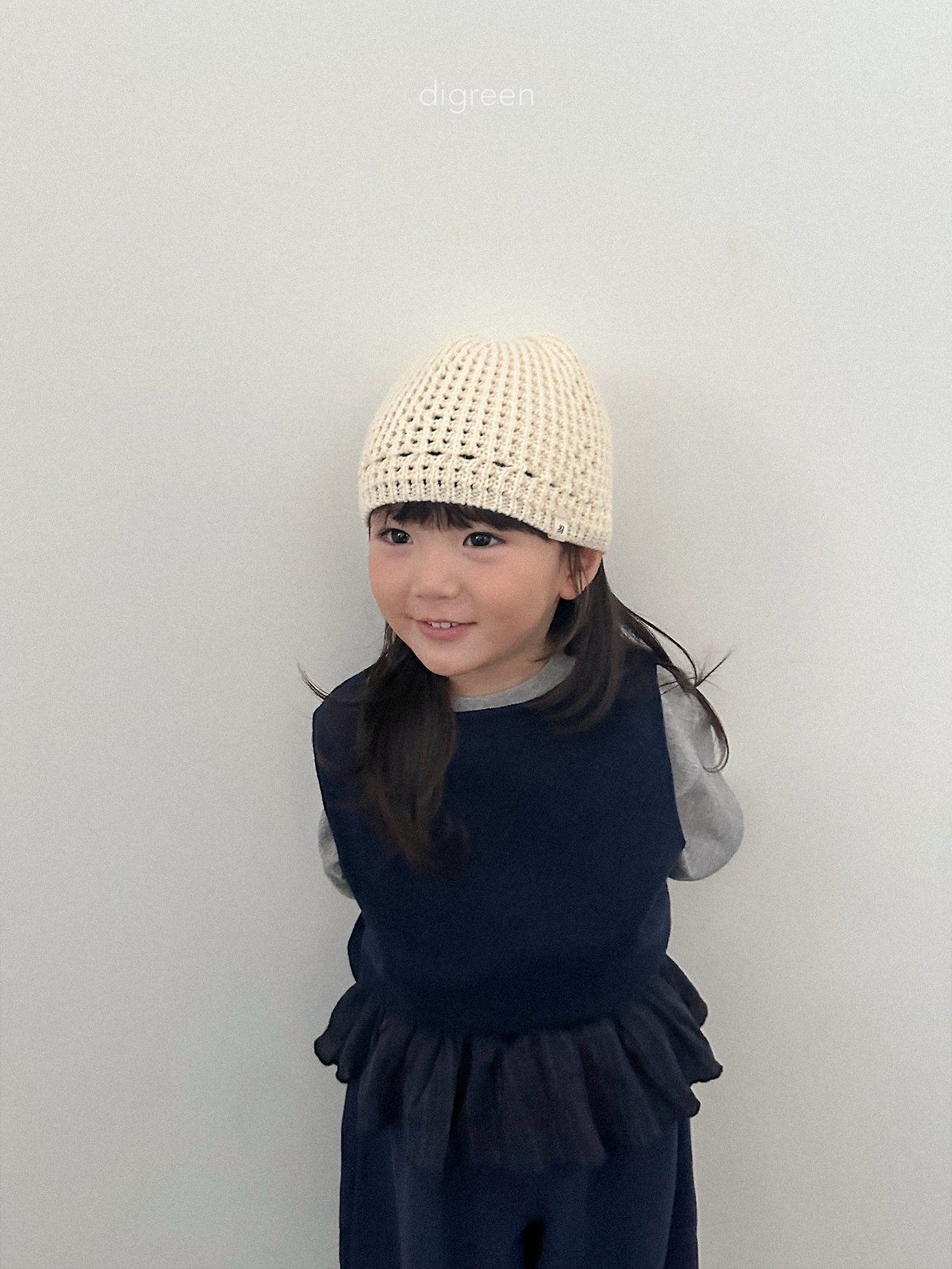 Digreen | eyelet beanie 
