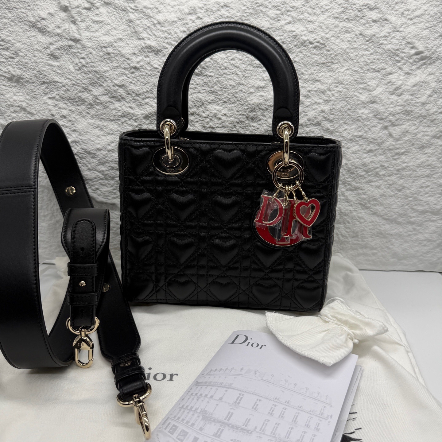 直播貨品 |  [1個-$100 2個-$300］FF17