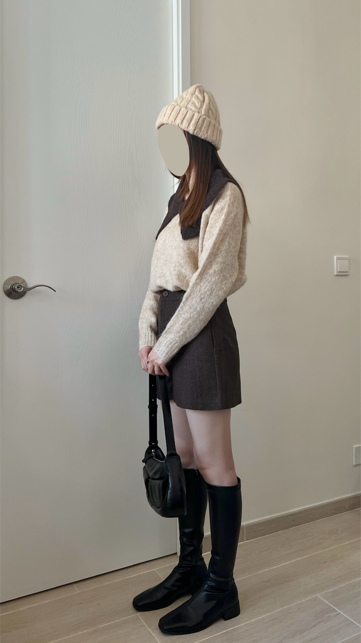 大蝴蝶領口混色毛衣 現貨