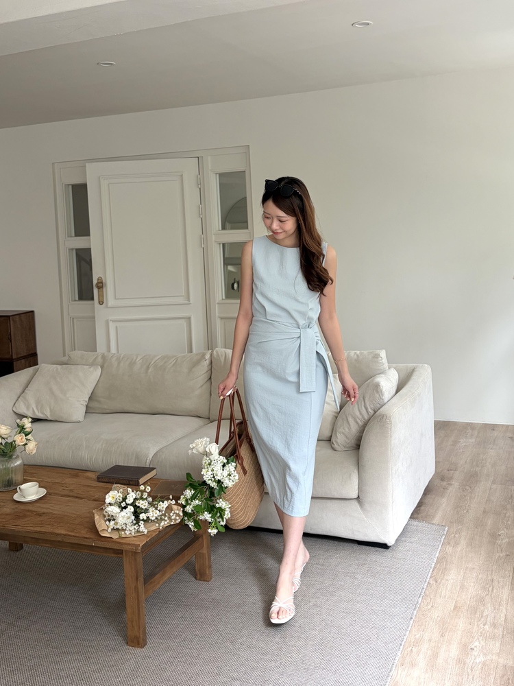 Pastelly Gathered Waist Dress (Blue)