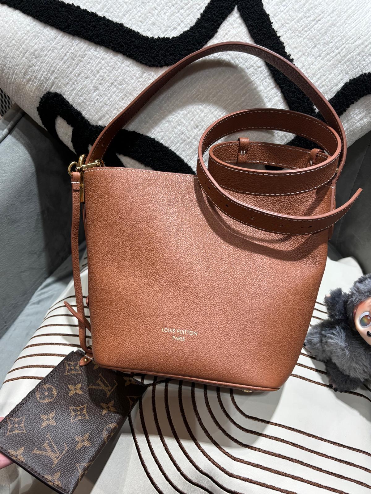 LV Low KeyAll In BB bucket Bag 100%Authentic, 98%New ✅Coin Purse ✅Dust bag