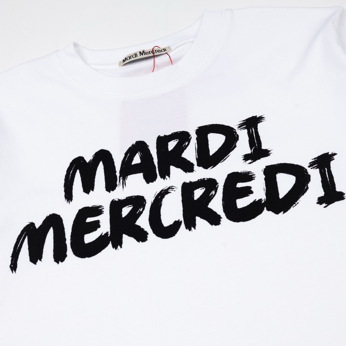 Mardi Mercredi Brush Logo Tee