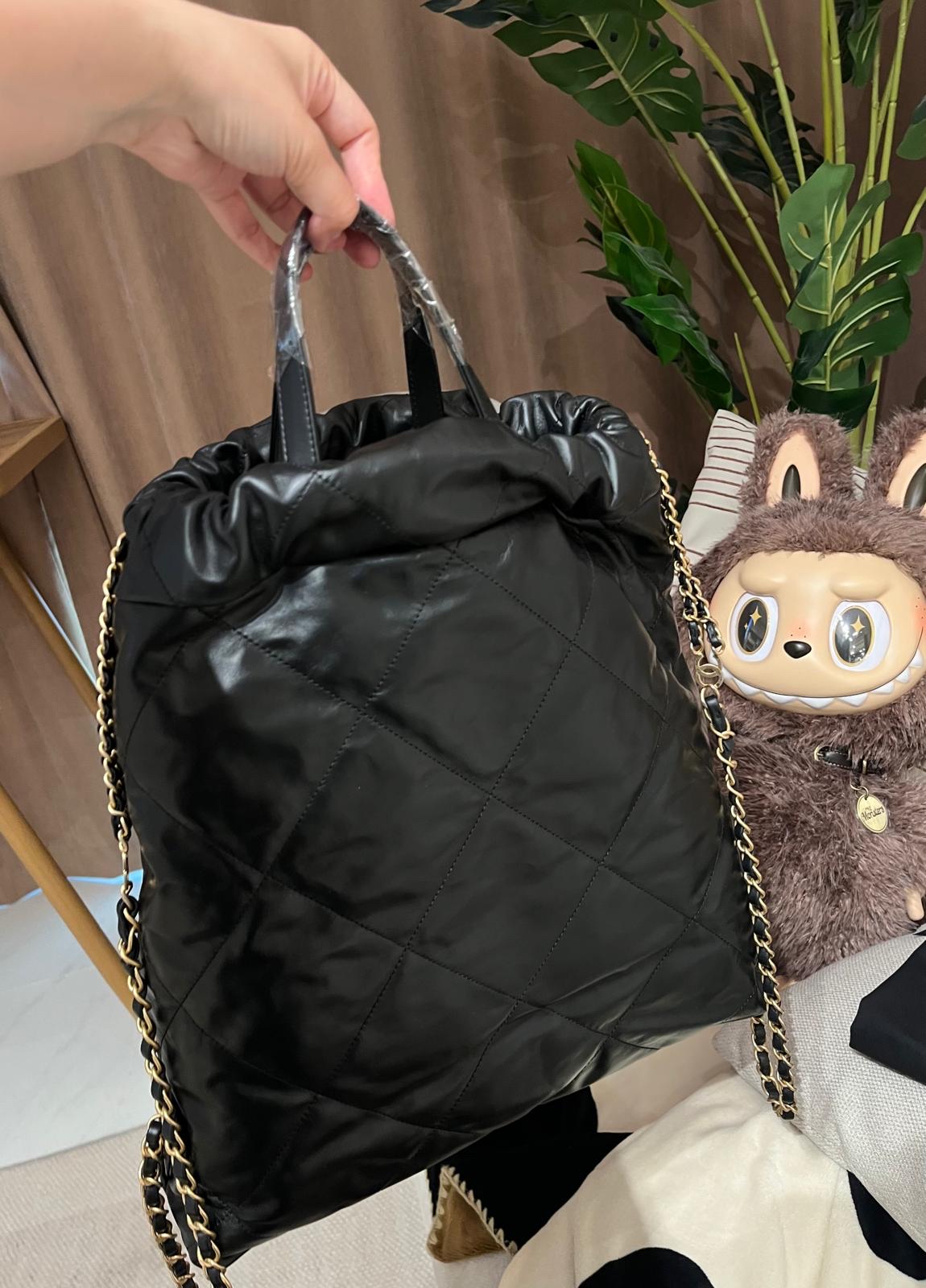 Chanel 22 backpack Large 黑色牛皮 100%Authentic ,98%new ✅晶片✅塵袋