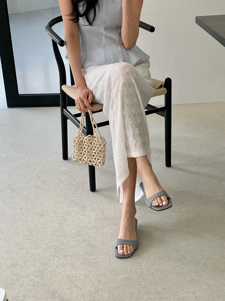 Suede Open-toe Sandals (3 colors)