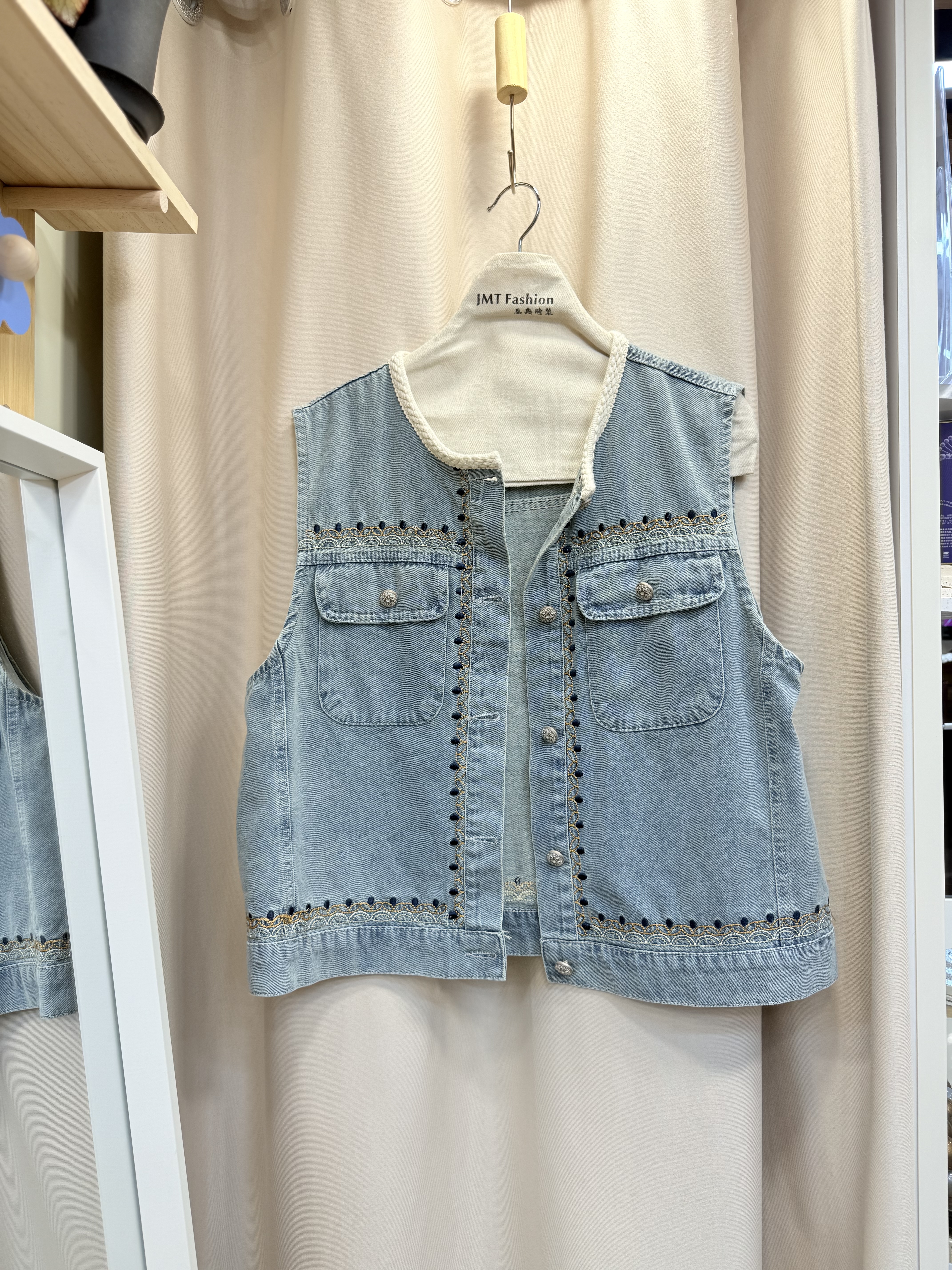  繡花背心外套  M942 846006329