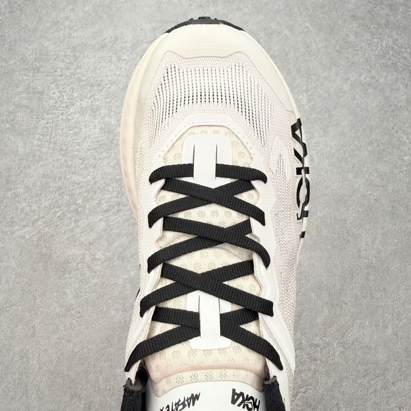 Hoka One One Mafate X