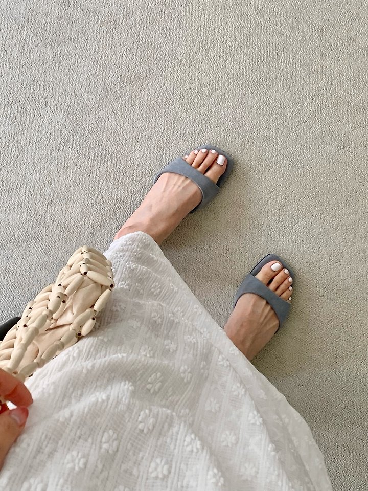 Suede Open-toe Sandals (3 colors)