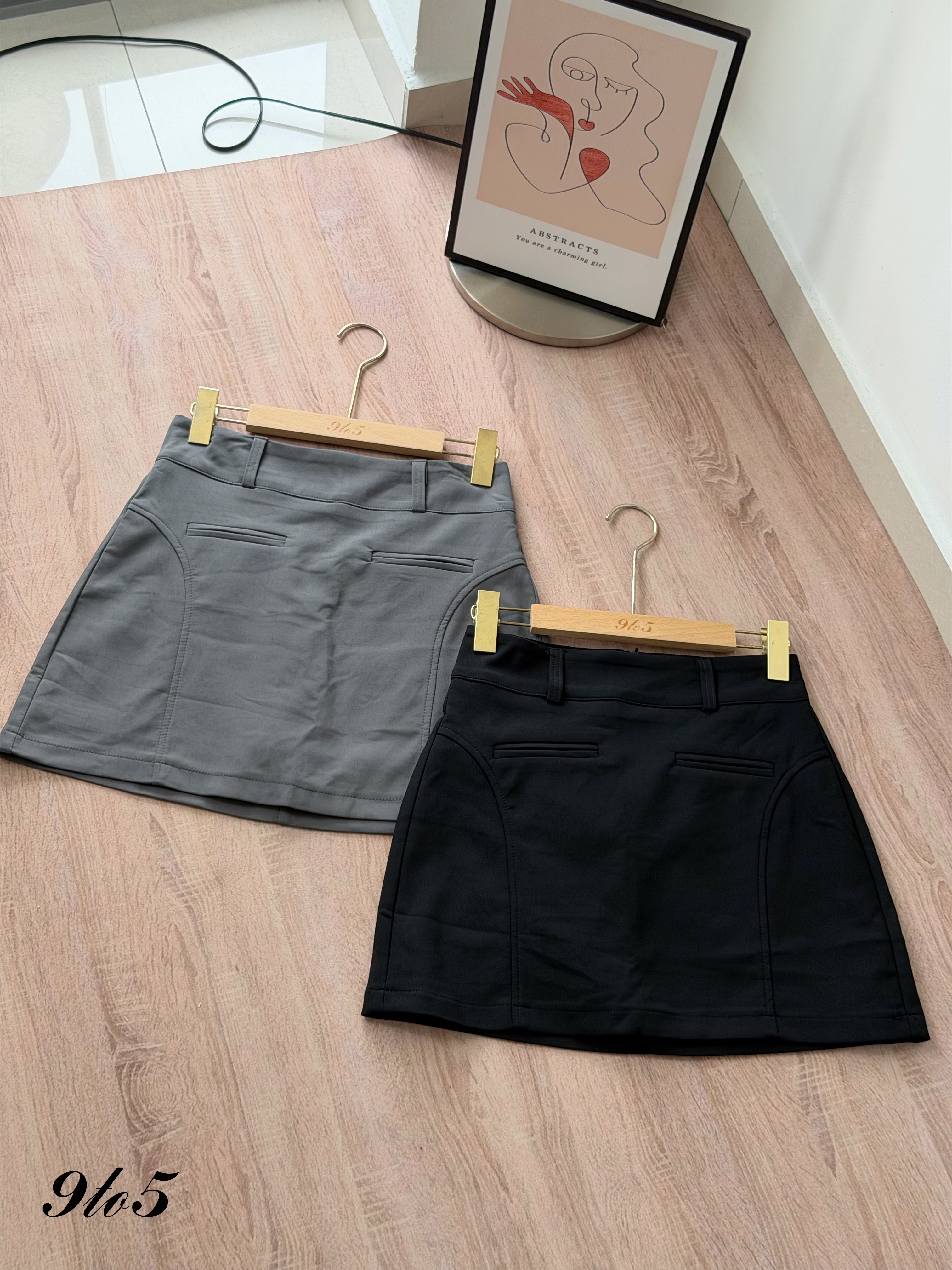 S2042 A Line Short Skirt - Black & Grey
