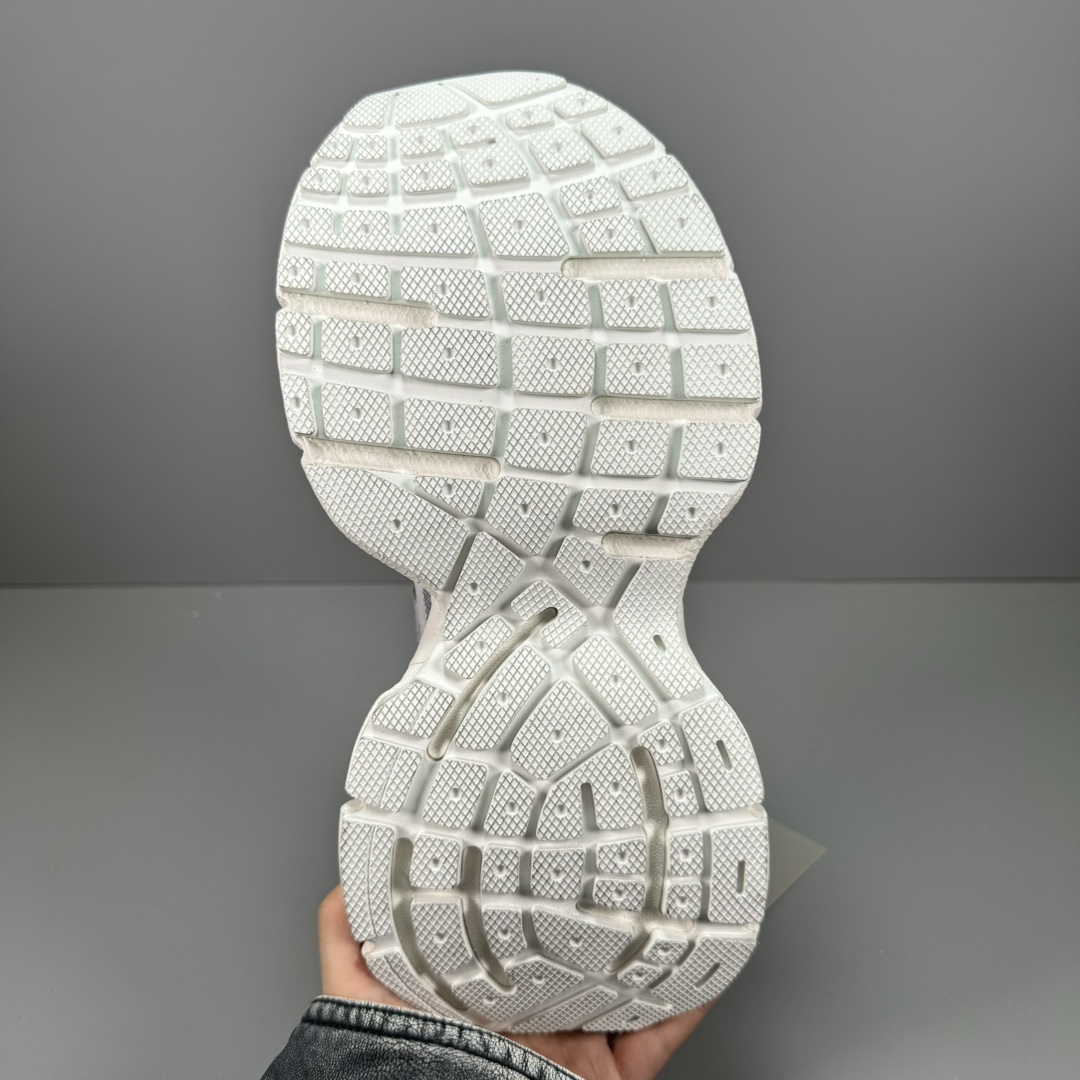 Under Armour x Balenciaga 3XL Knit Sneaker