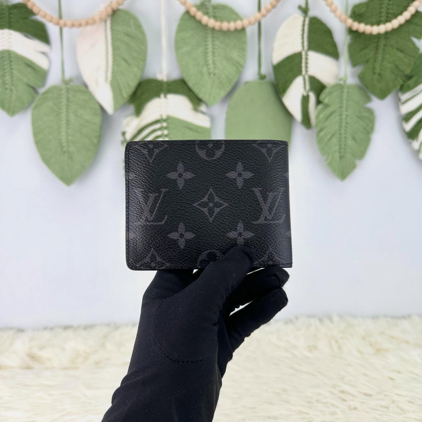 LV 🤍PRE OWNED Slender 黑色老花短銀包 晶片款🖤