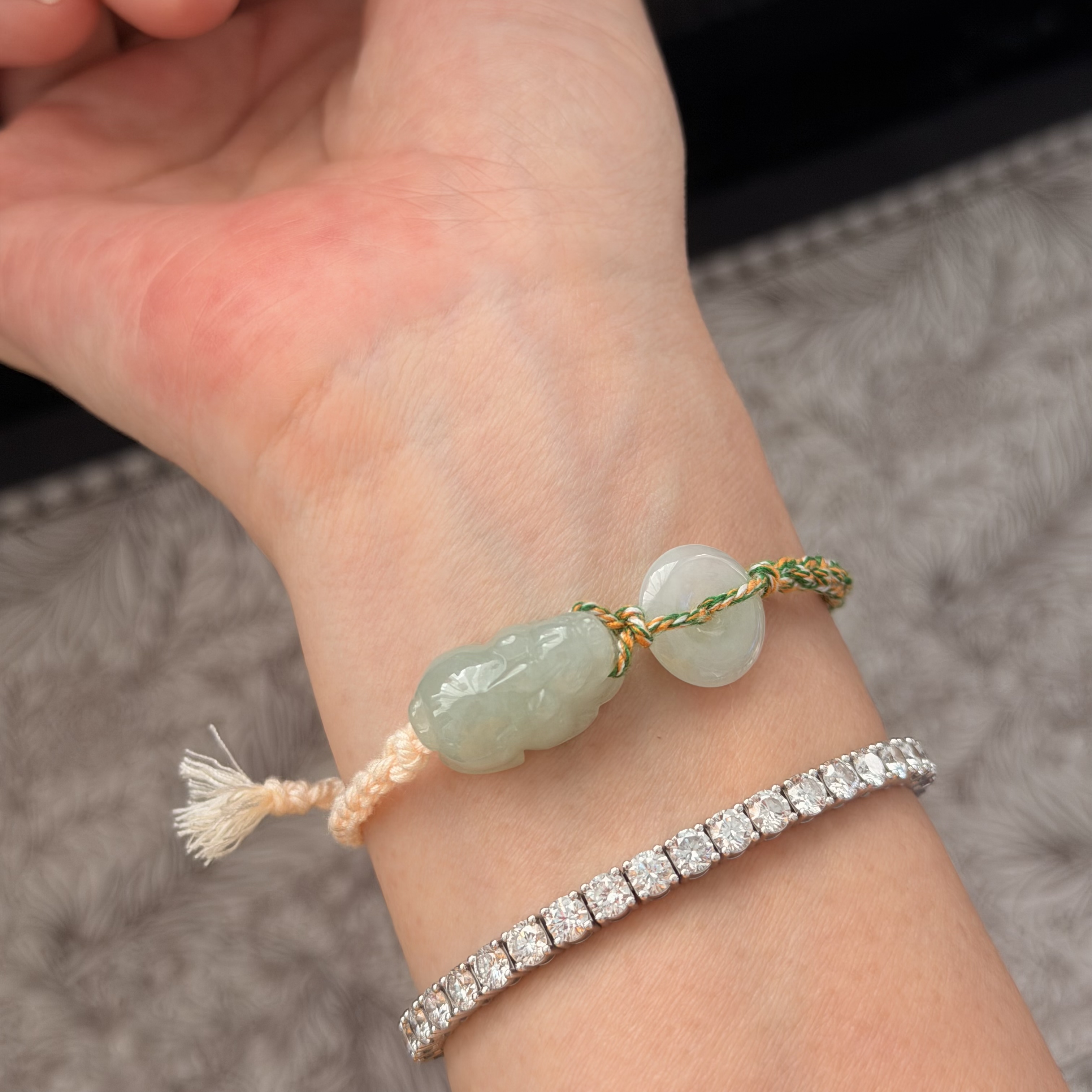 天然翡翠貔貅+平安扣襯手绳