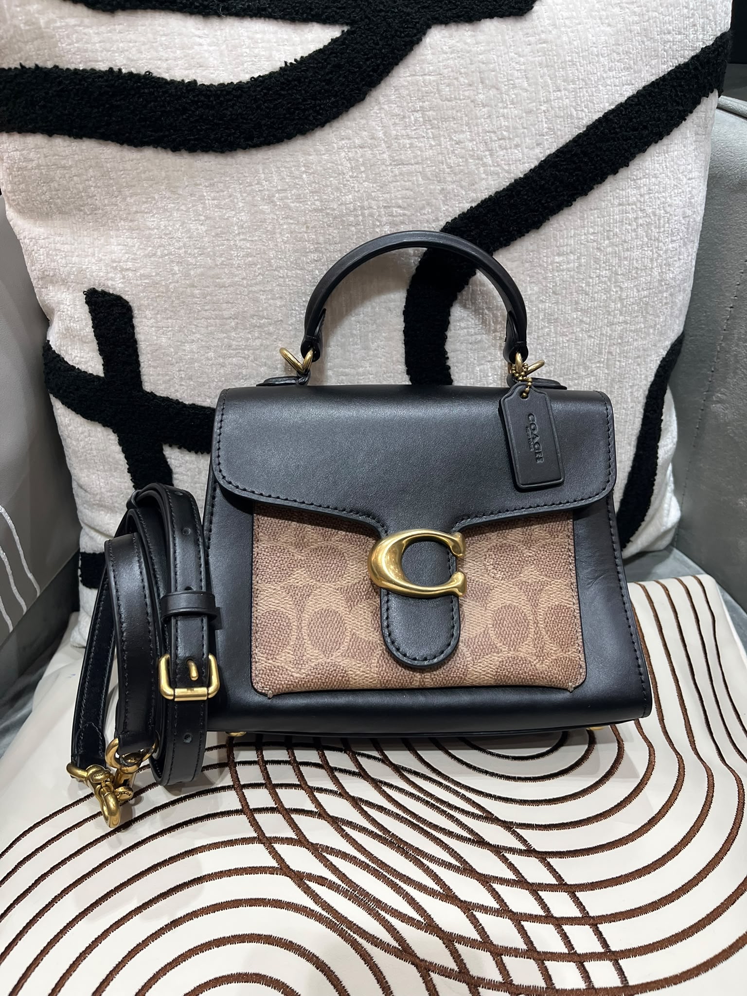 COACH tabby Black Calfskin, 2 way bag 黑色小牛皮 100%Authentic, 95%New ✅Dust bag