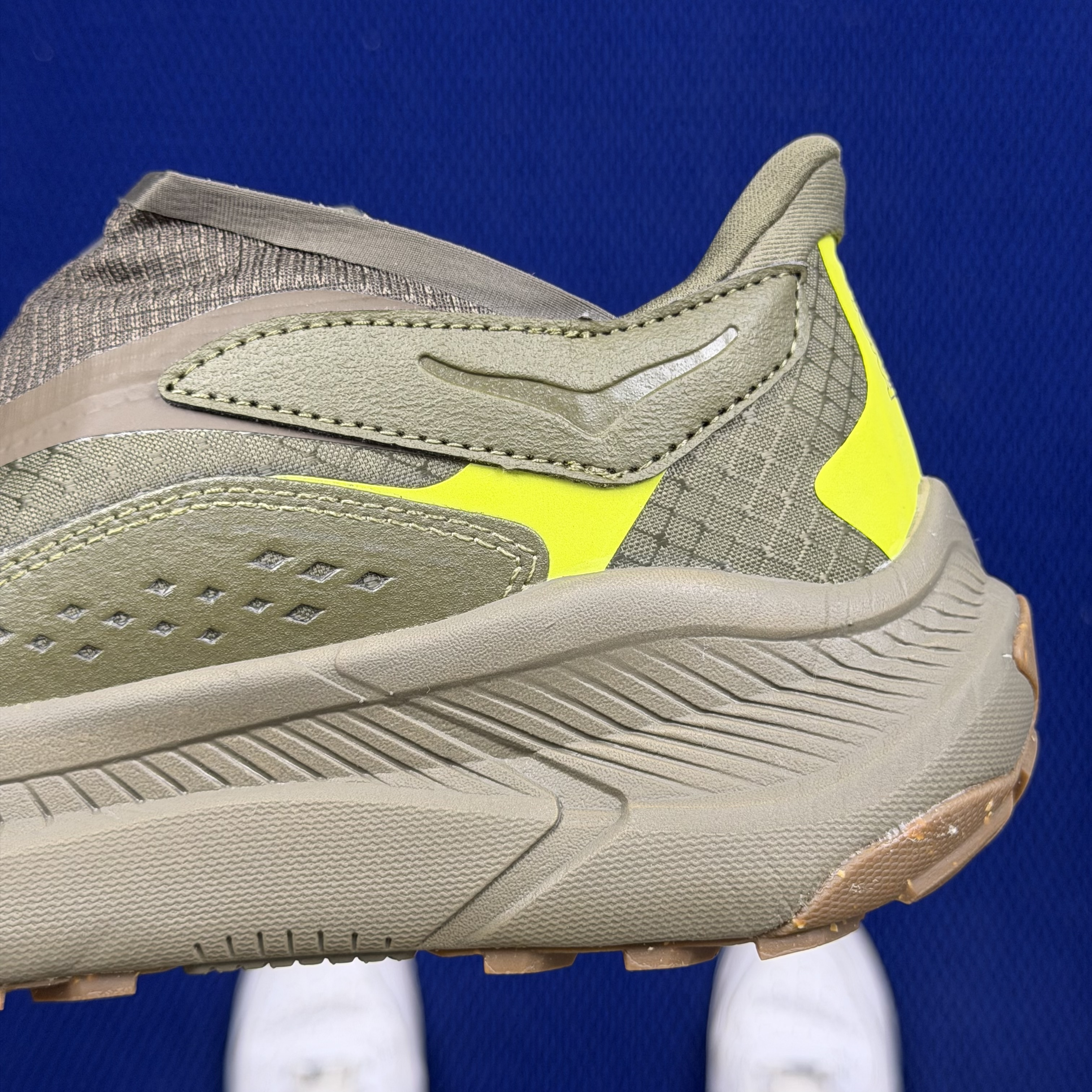 Hoka One One Project Transport