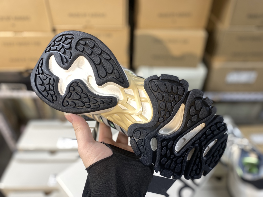 Adidas Vento XLG Deluxe IH7796