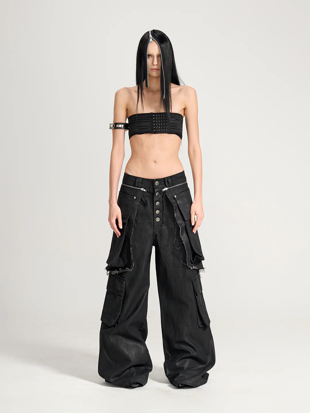 VAR-47｜HINGE FORM · WAX-BRUSHED LAYERED DENIM PANTS