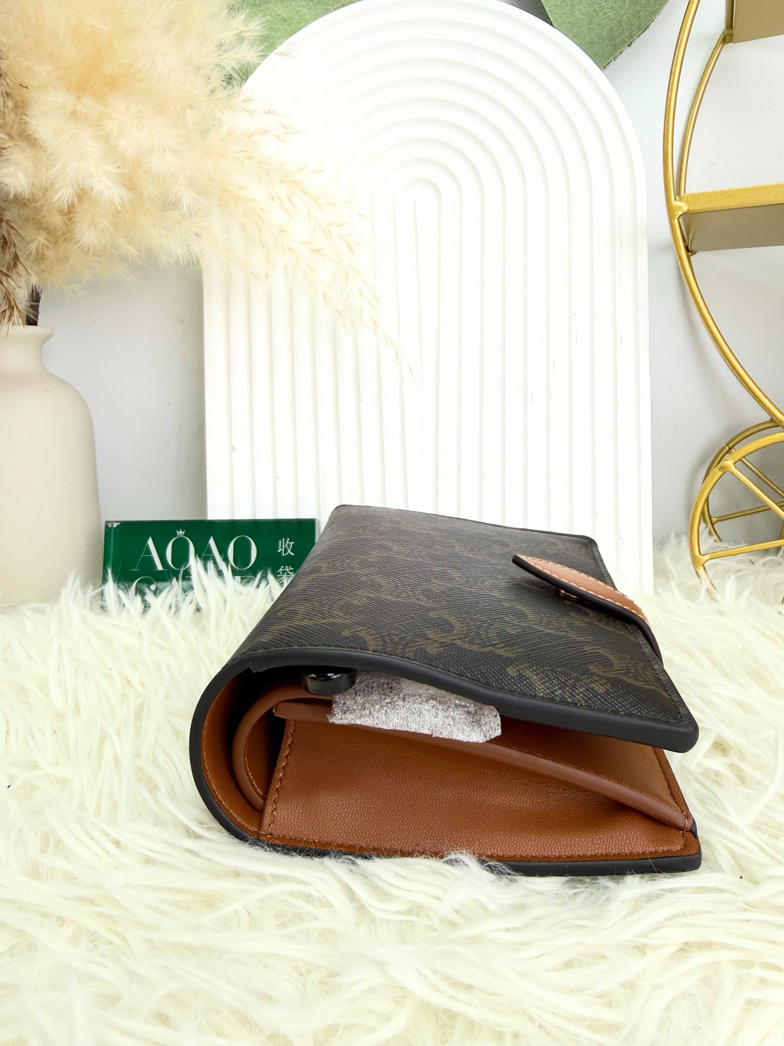Celine✨全新🛍️老花旅行套裝三合一🤎
