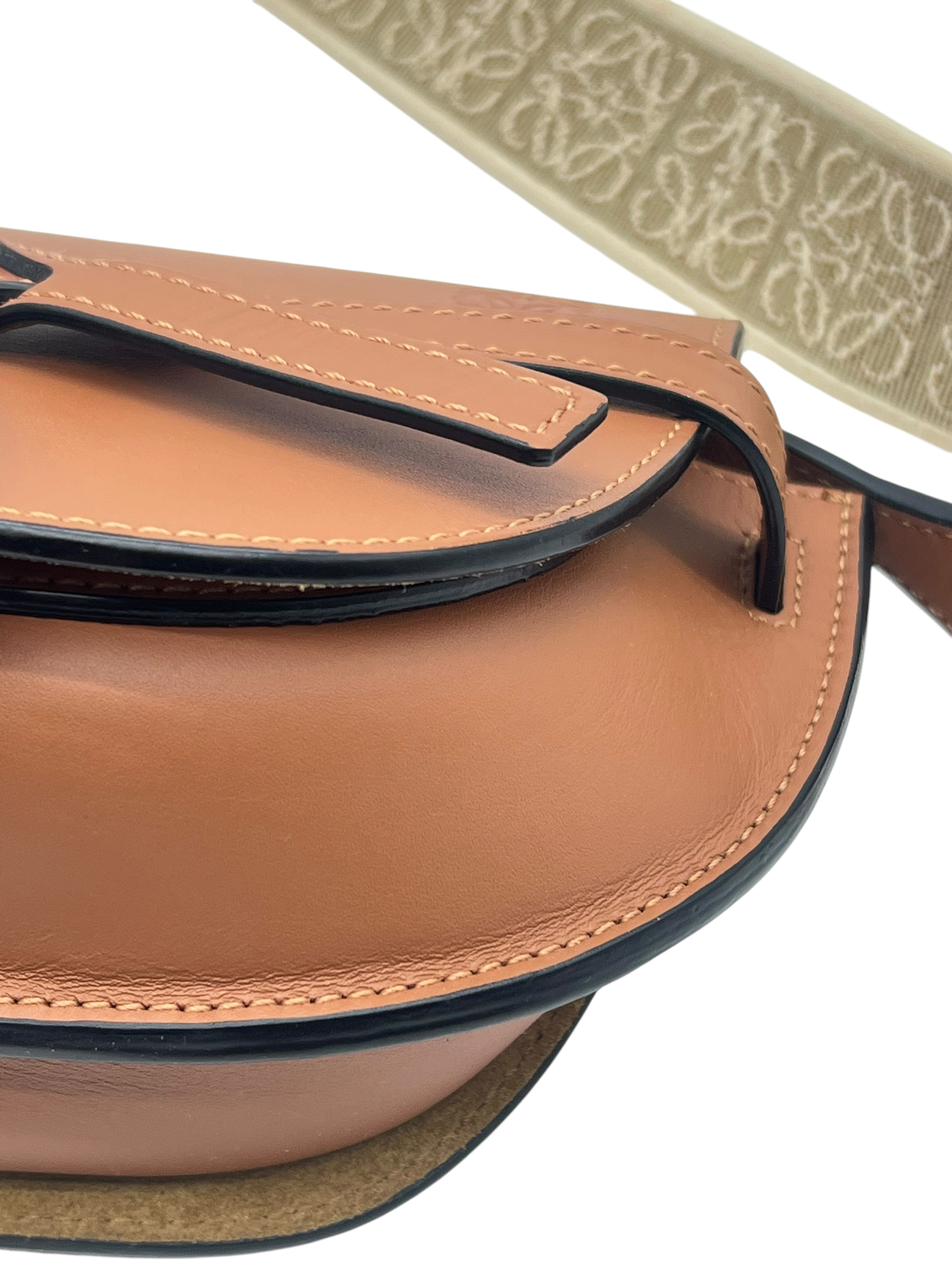 Pre-Owned LOEWE Gate Dual / Product Code: 26052306